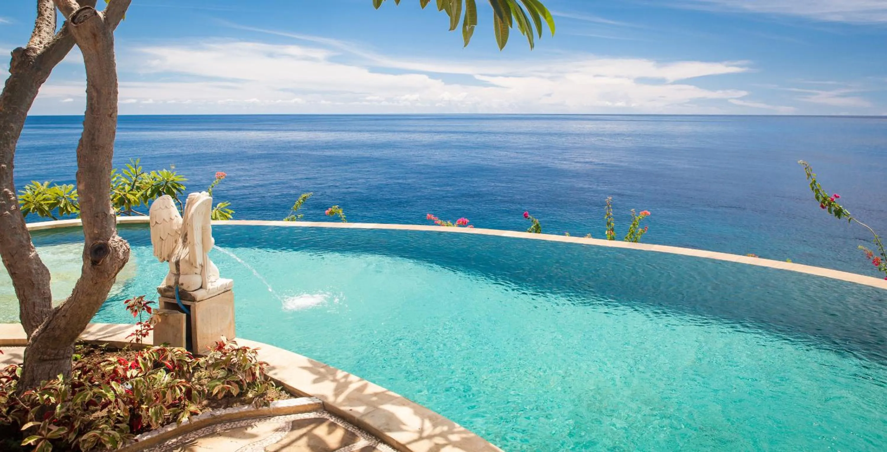 Natural landscape in Blue Moon Villas Resort