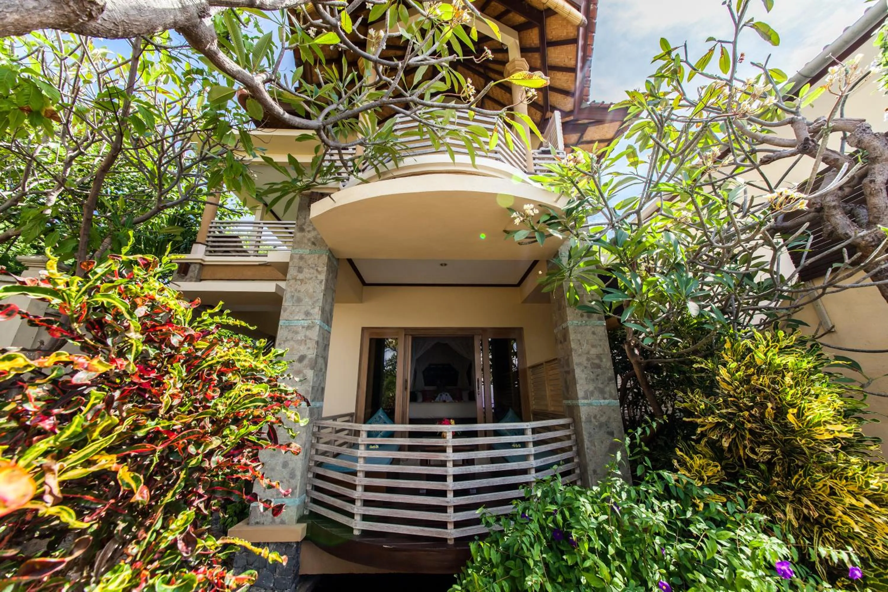 Garden in Blue Moon Villas Resort