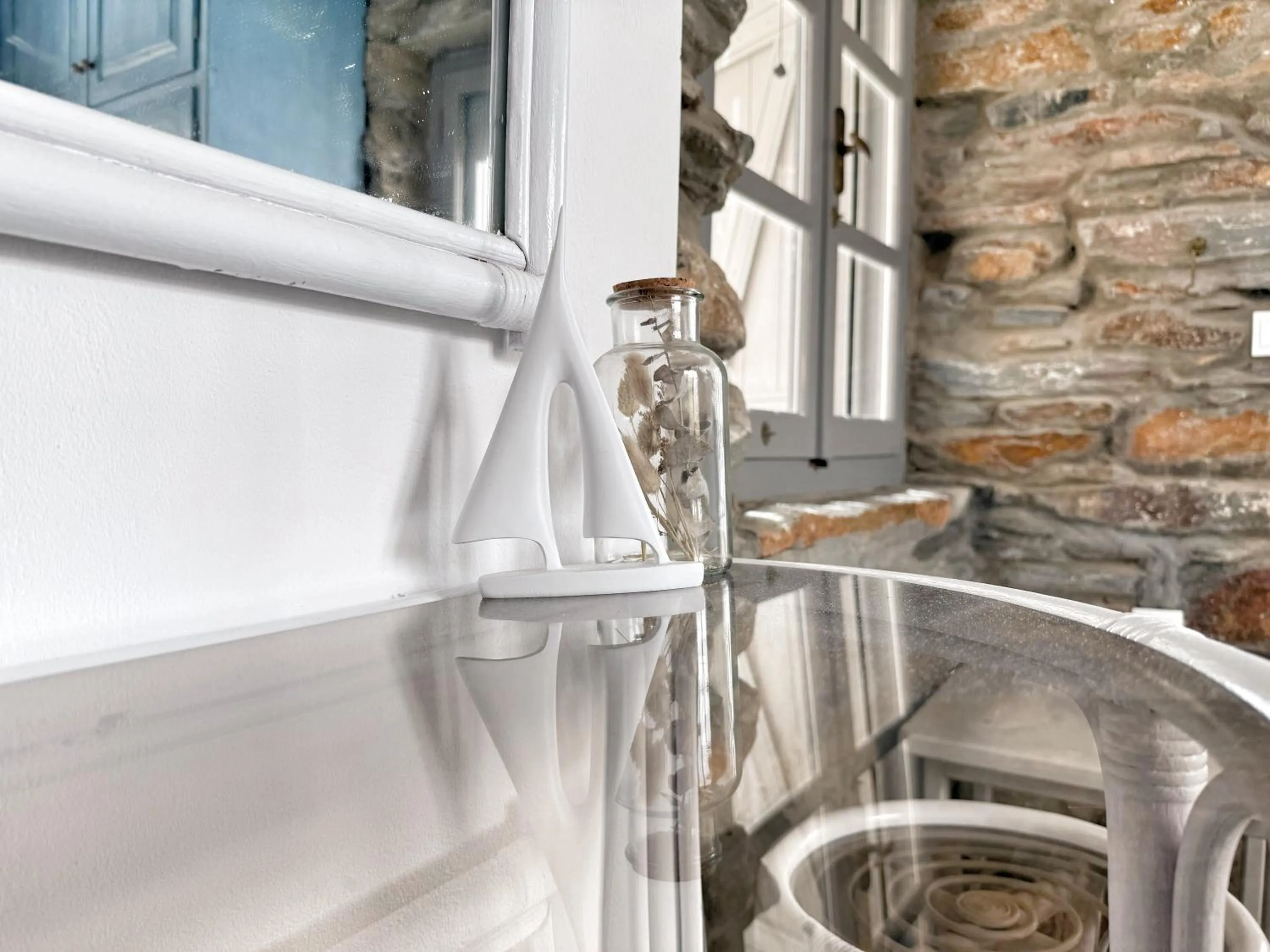 Decorative detail in The Traditional Stone Villa