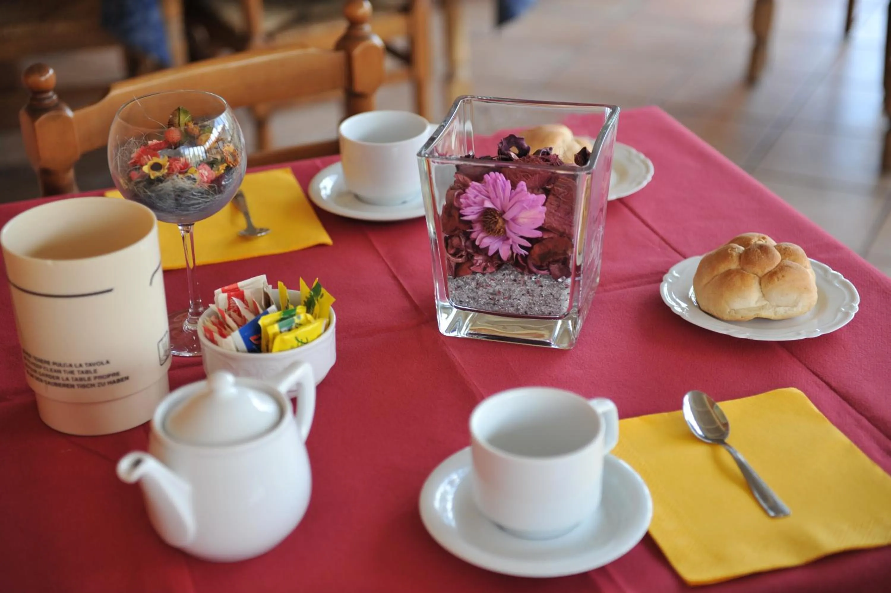 Food and drinks in Hotel Bellavista Meublè