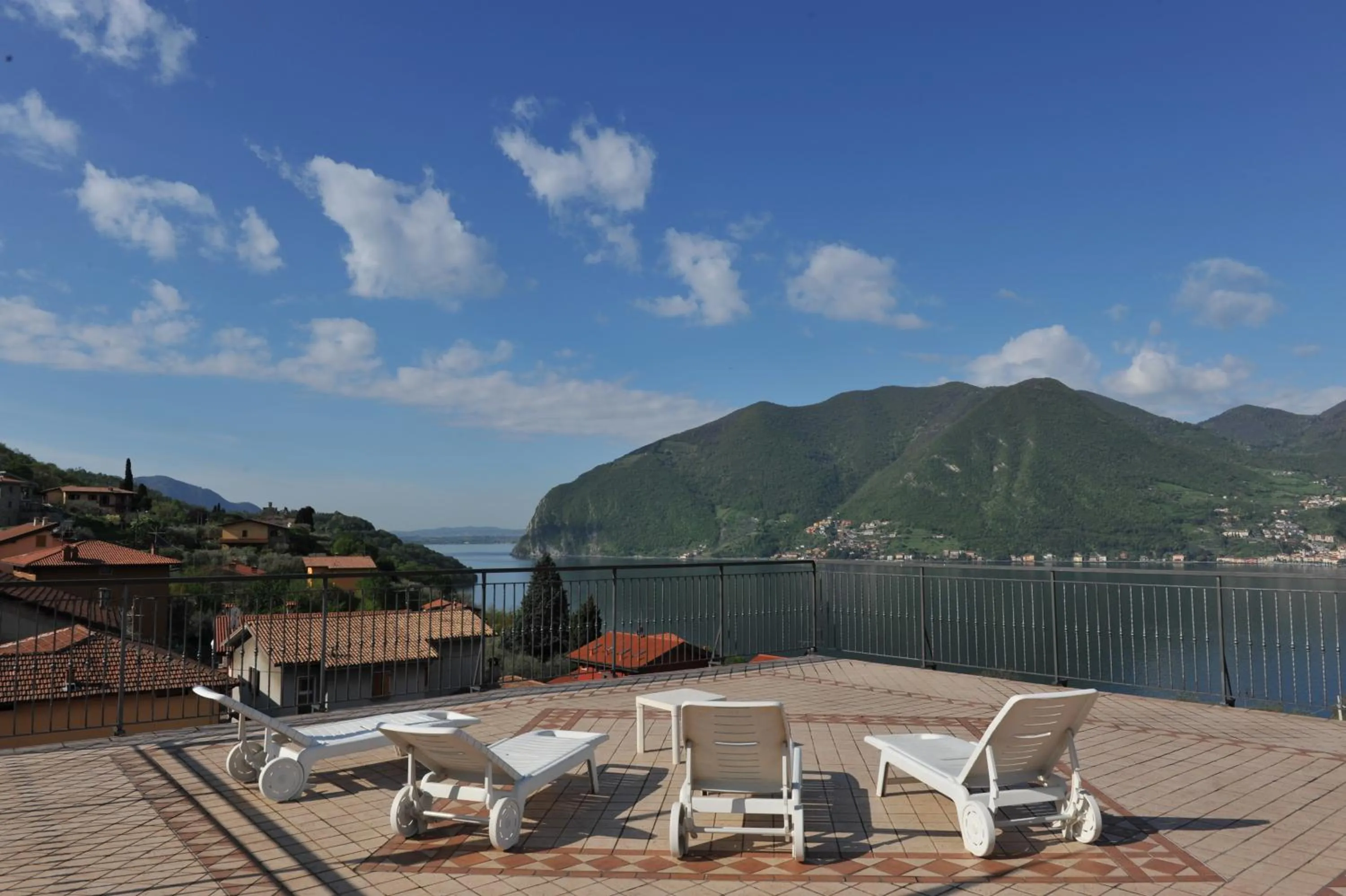 Natural landscape in Hotel Bellavista Meublè