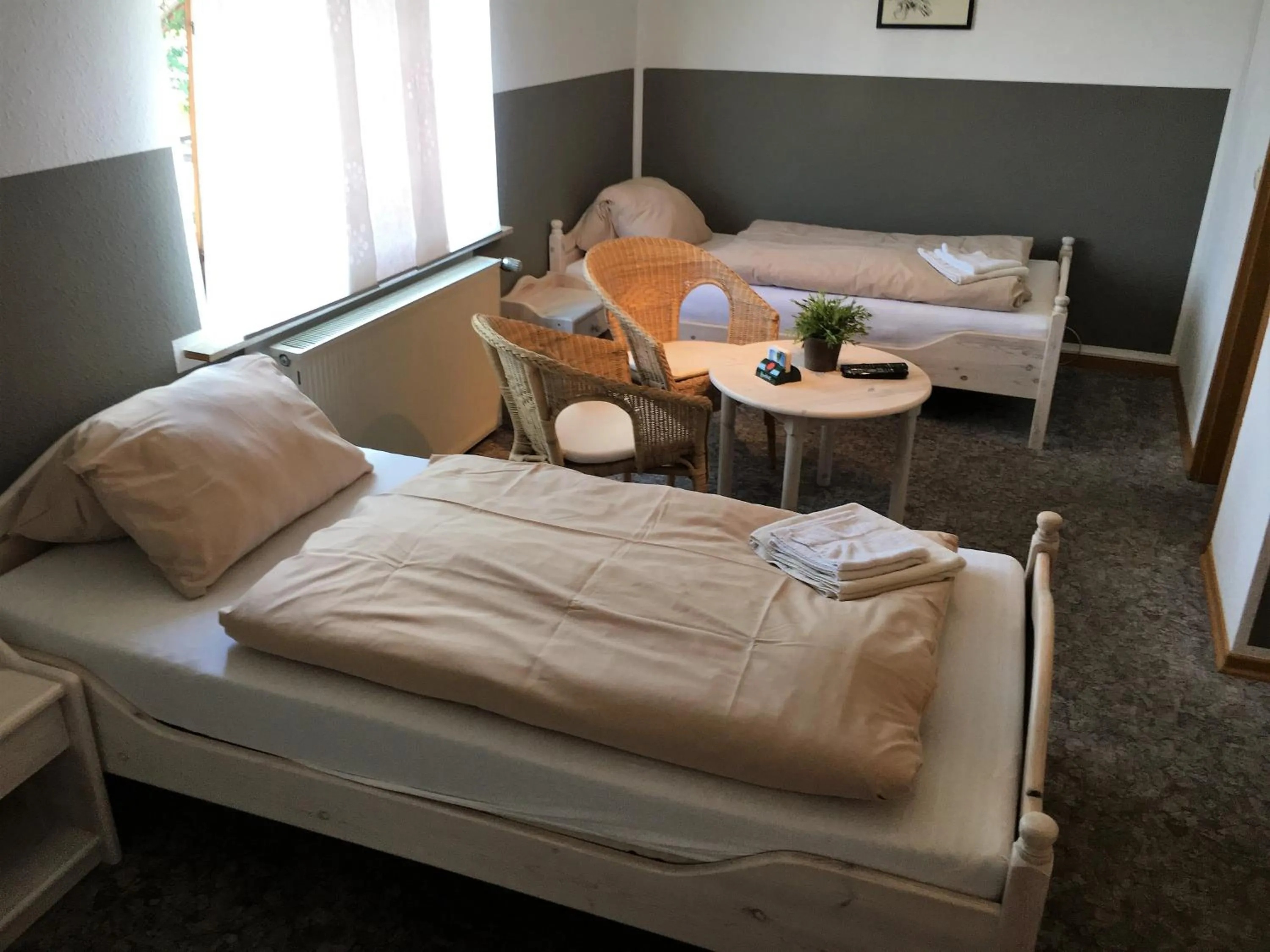 Photo of the whole room, Bed in Landgasthof Drei Eichen