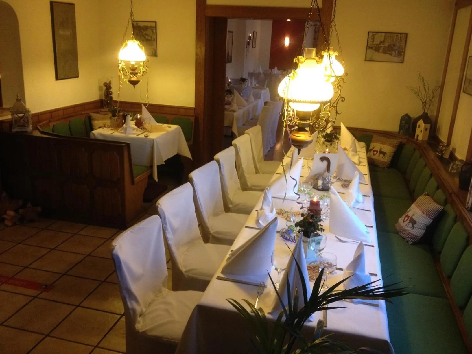 Restaurant/places to eat in Landgasthof Drei Eichen