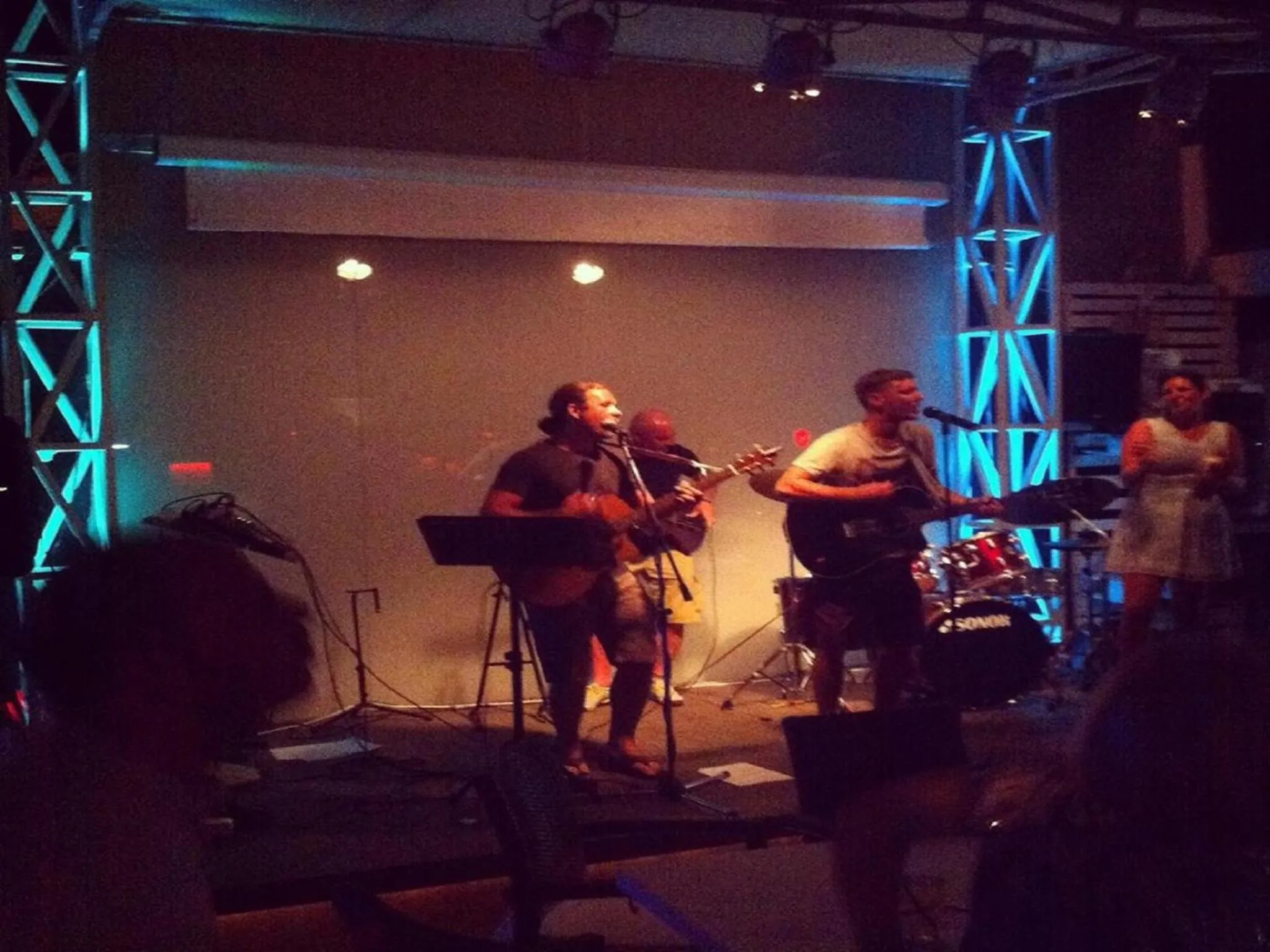 Evening entertainment in Sydney Hotel