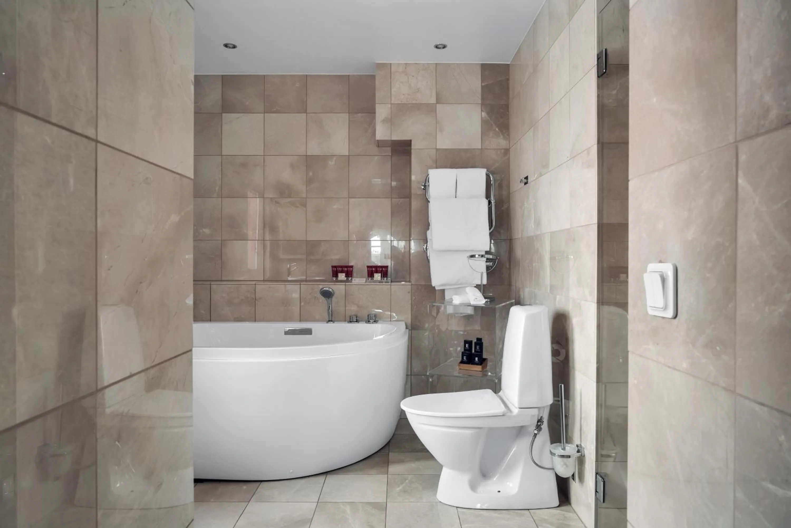 Bathroom in Elite Hotel Marina Tower, Spa & Resort