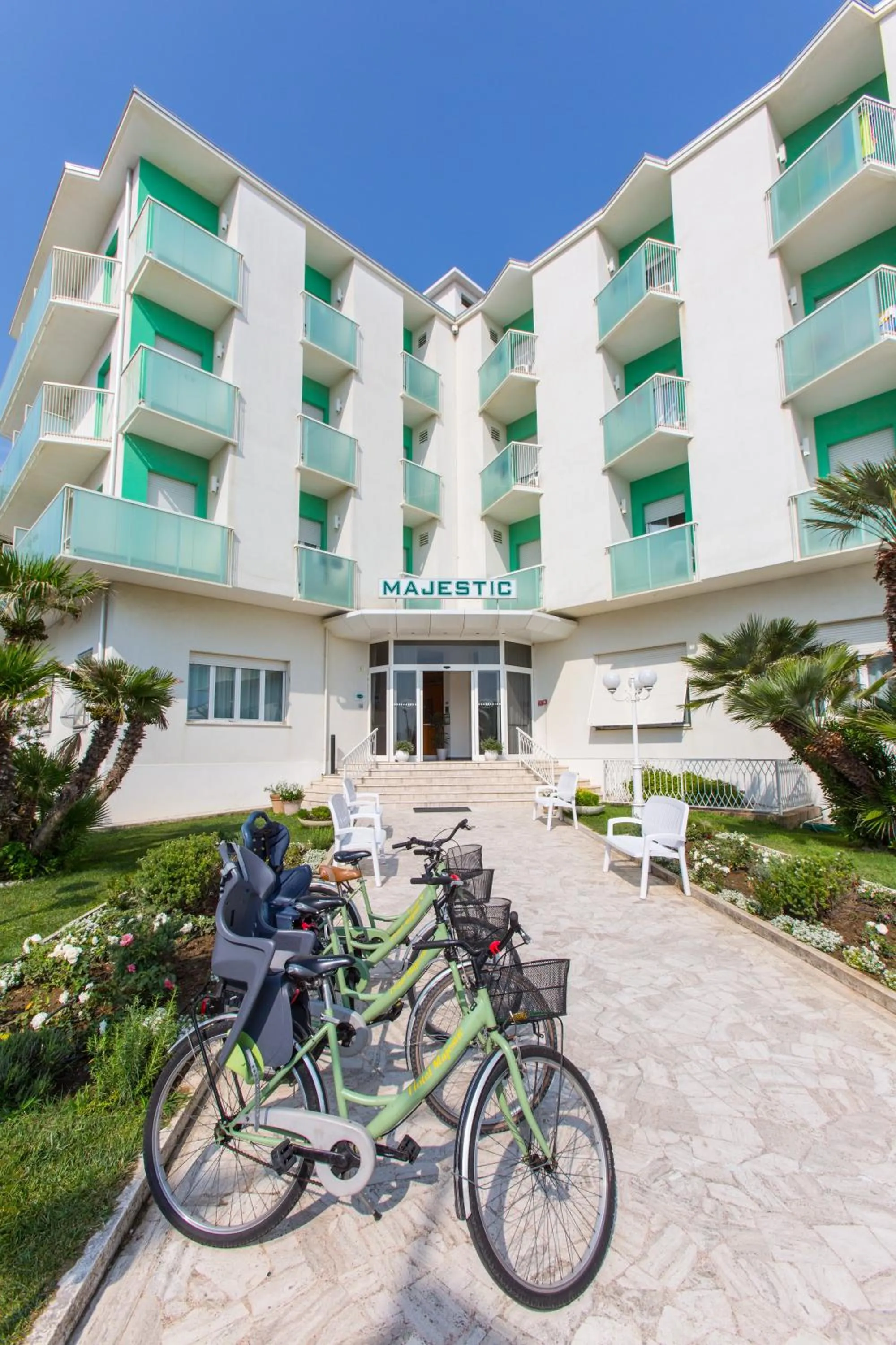 Patio in Hotel Majestic