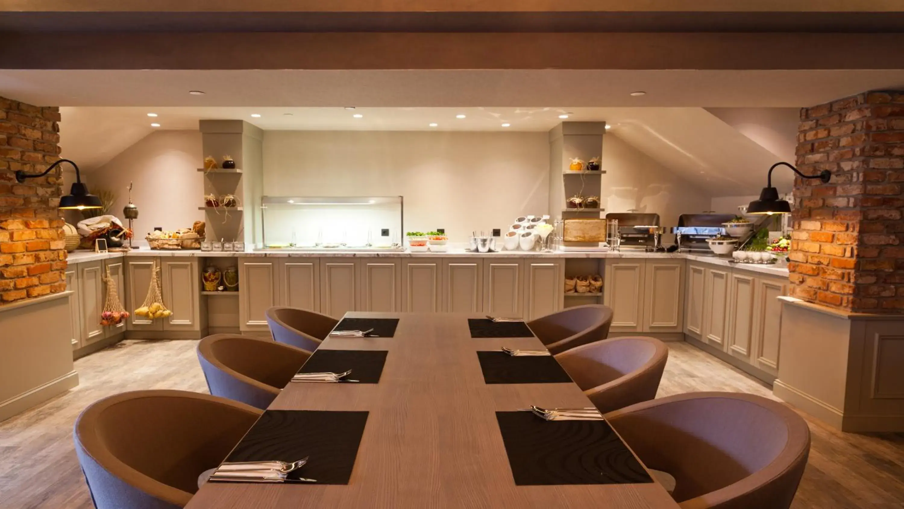 Restaurant/places to eat in Cityloft 81 Restaurant/places to eat in Cityloft 81