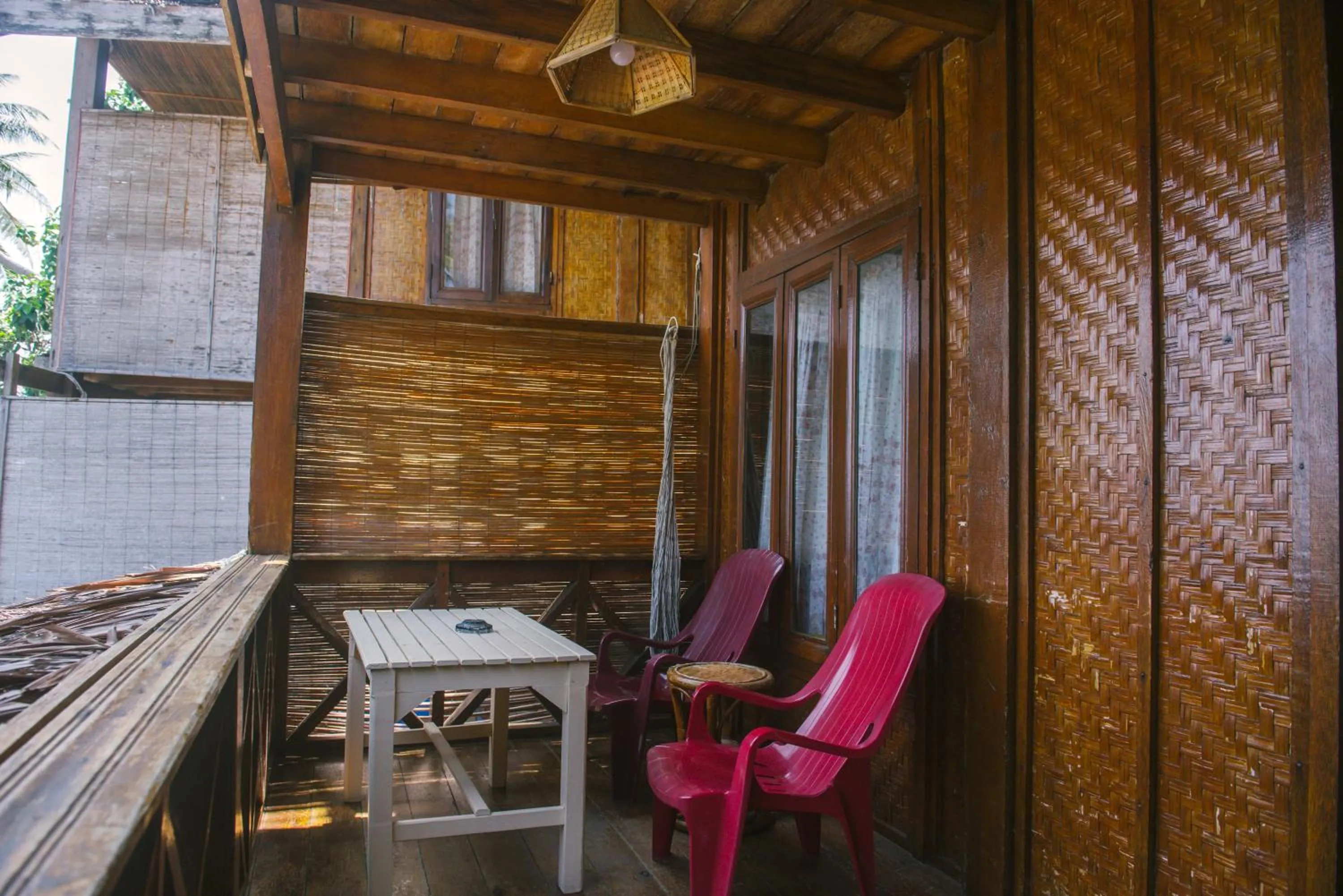 Freddies Santai Sumurtiga