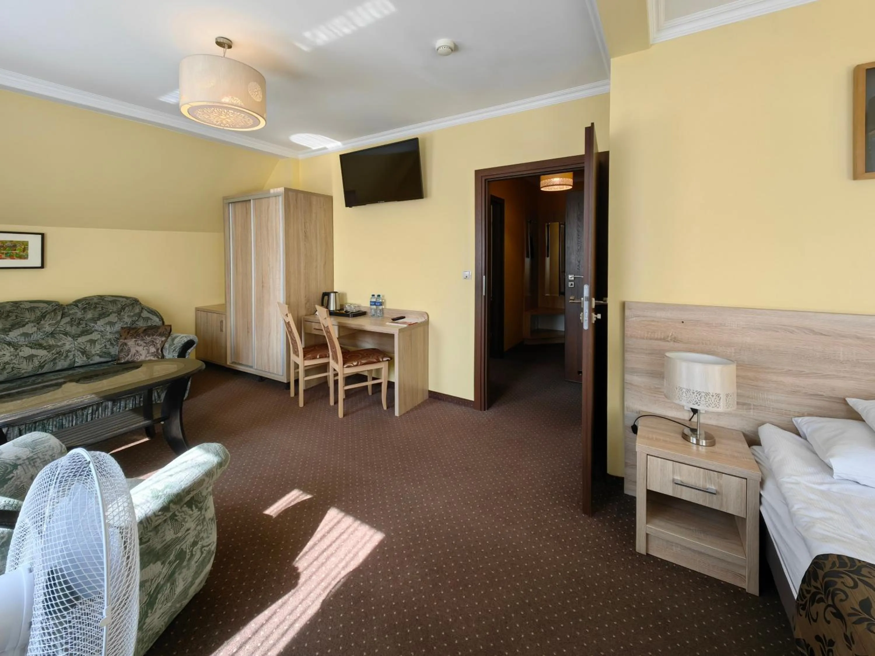 Property building, Bed in Willa San Remo