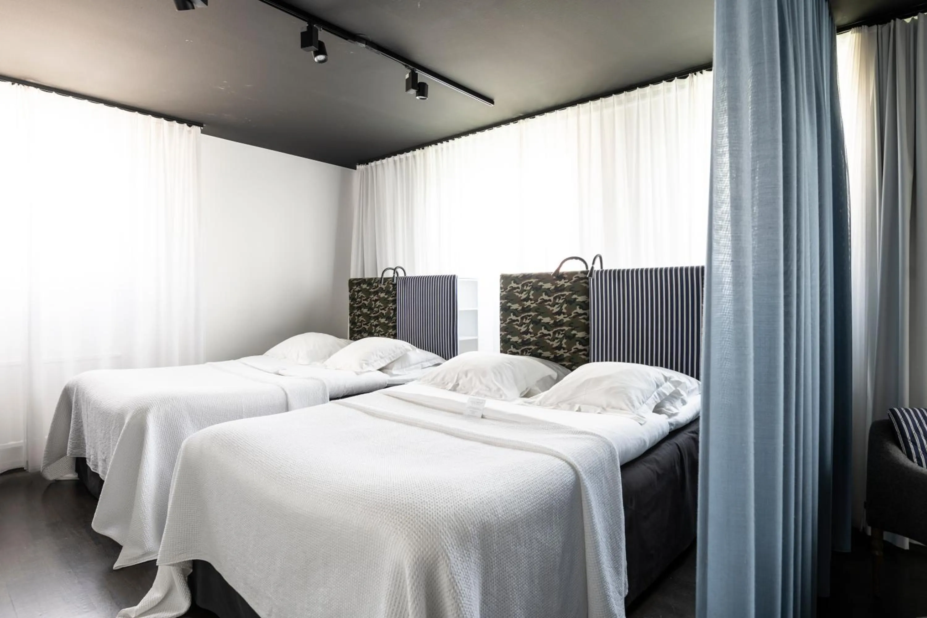 Photo of the whole room, Bed in Hotel Flora