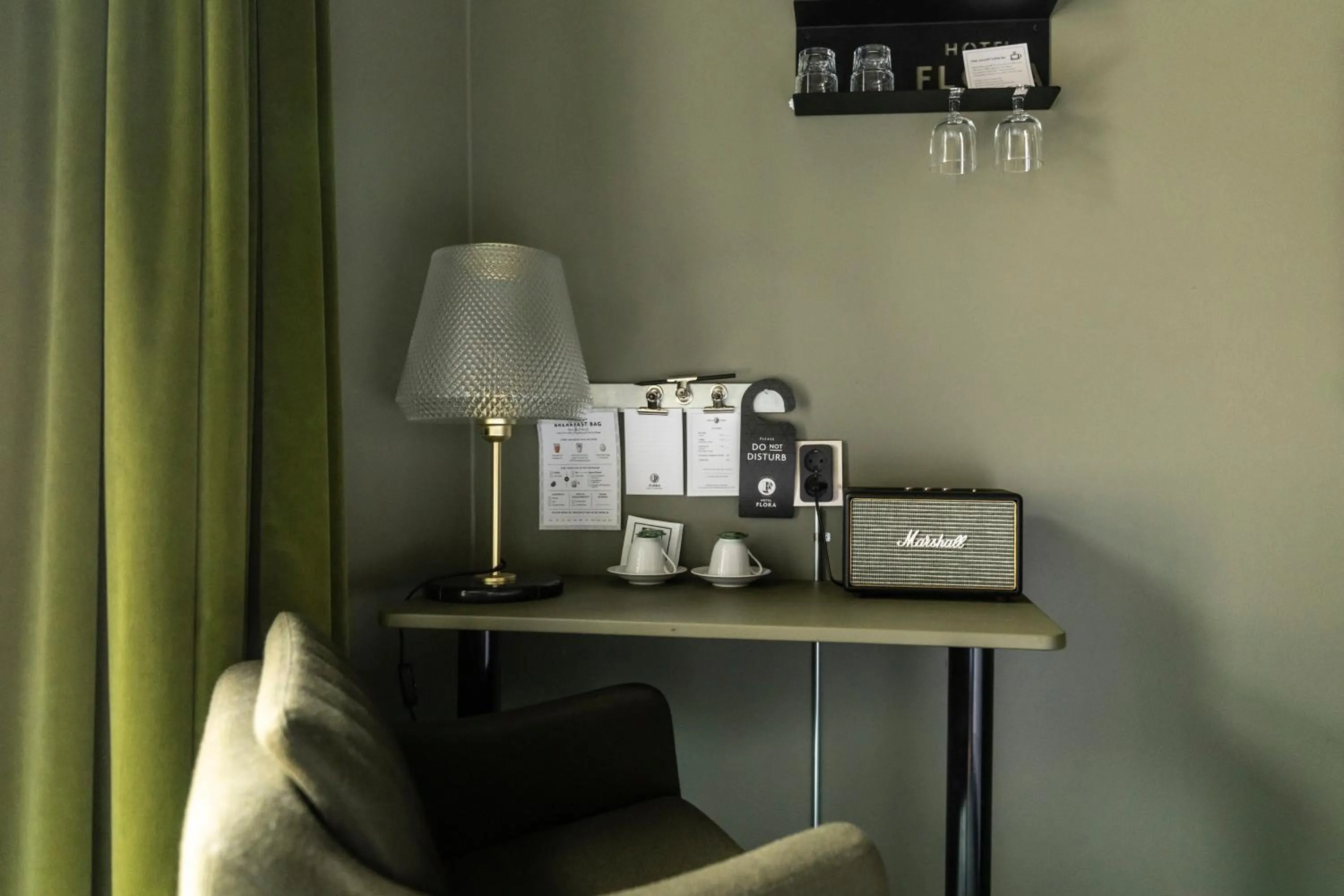 Photo of the whole room in Hotel Flora