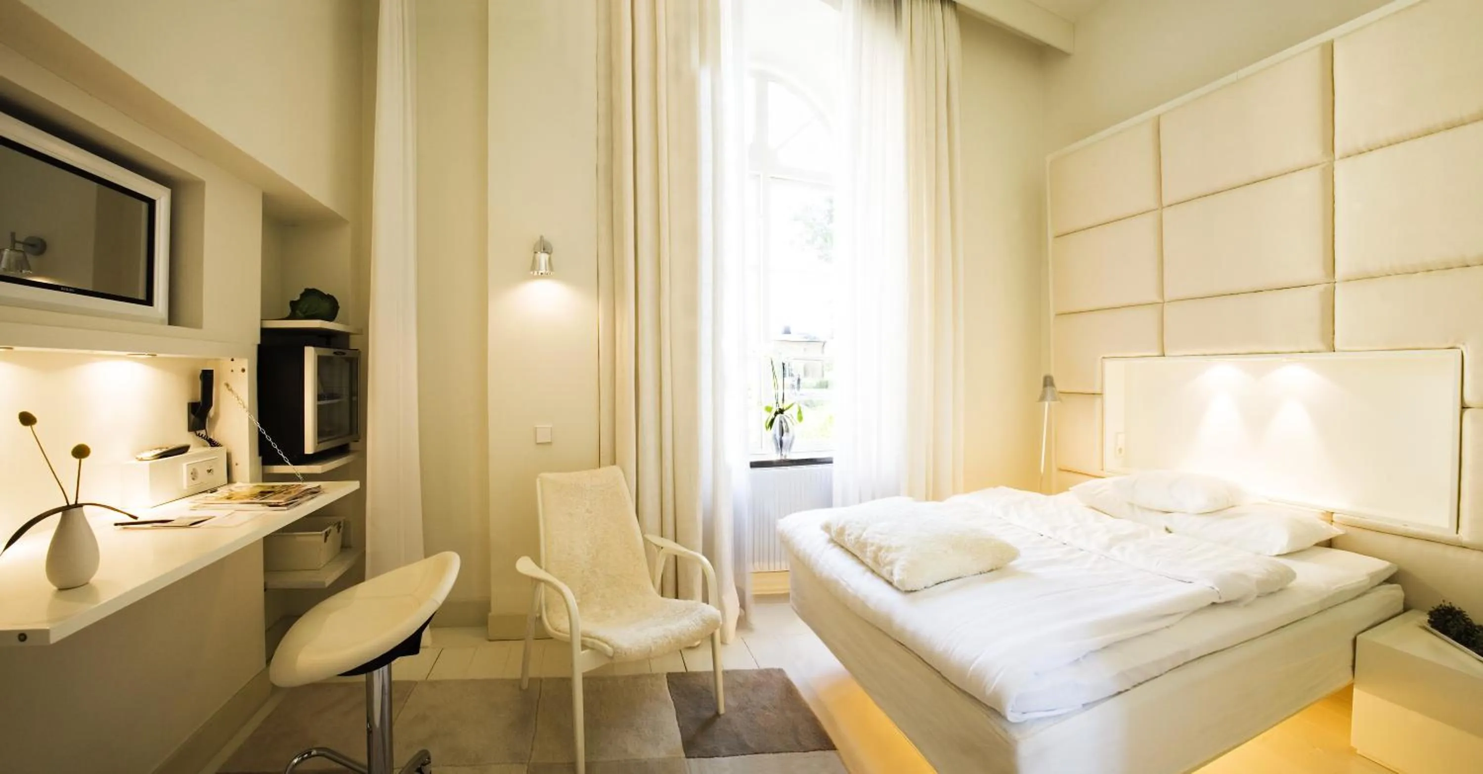 TV and multimedia, Bed in Ulfsunda Slott