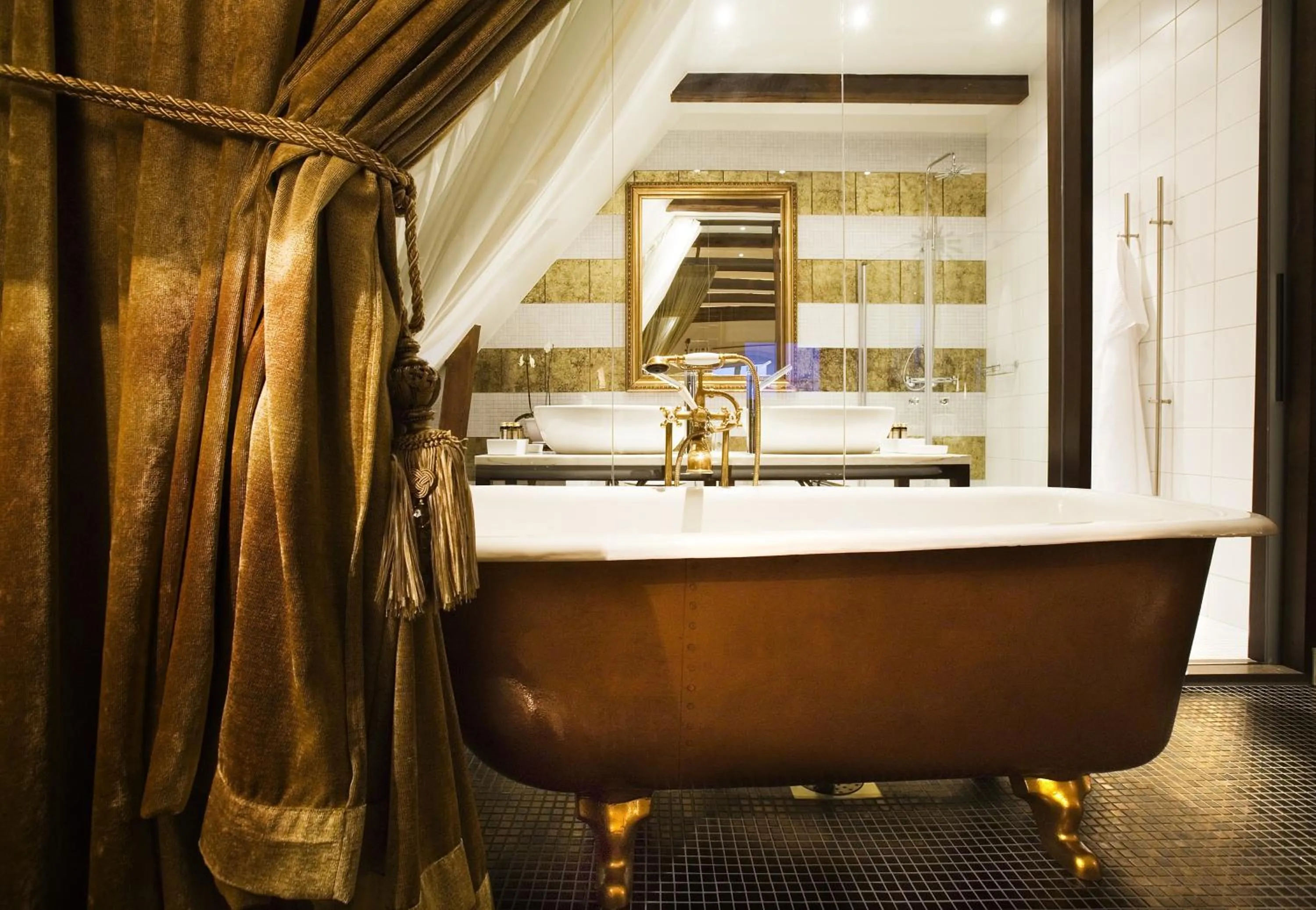 Bathroom in Ulfsunda Slott