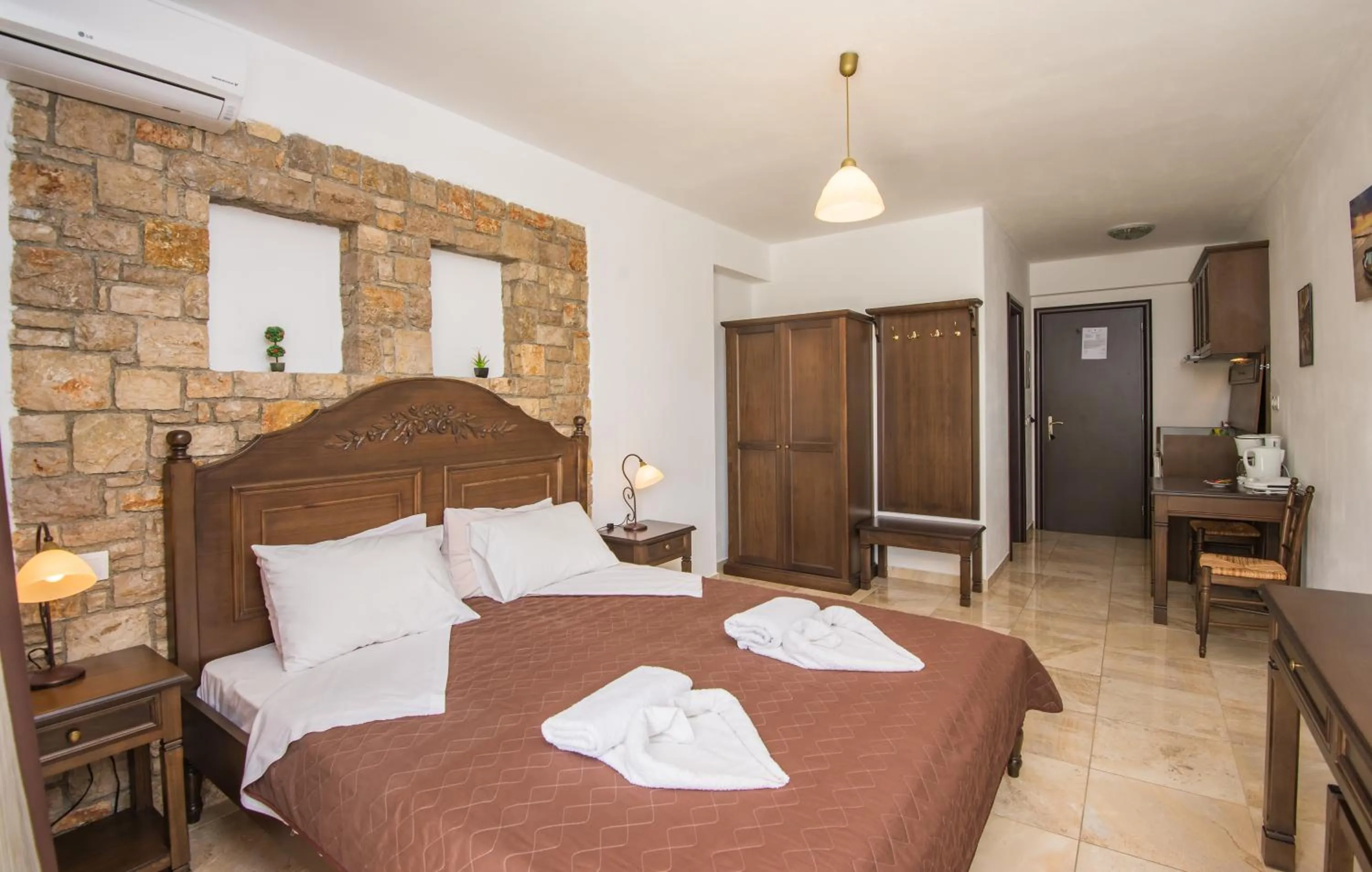 Bedroom, Bed in Marilena Apartments