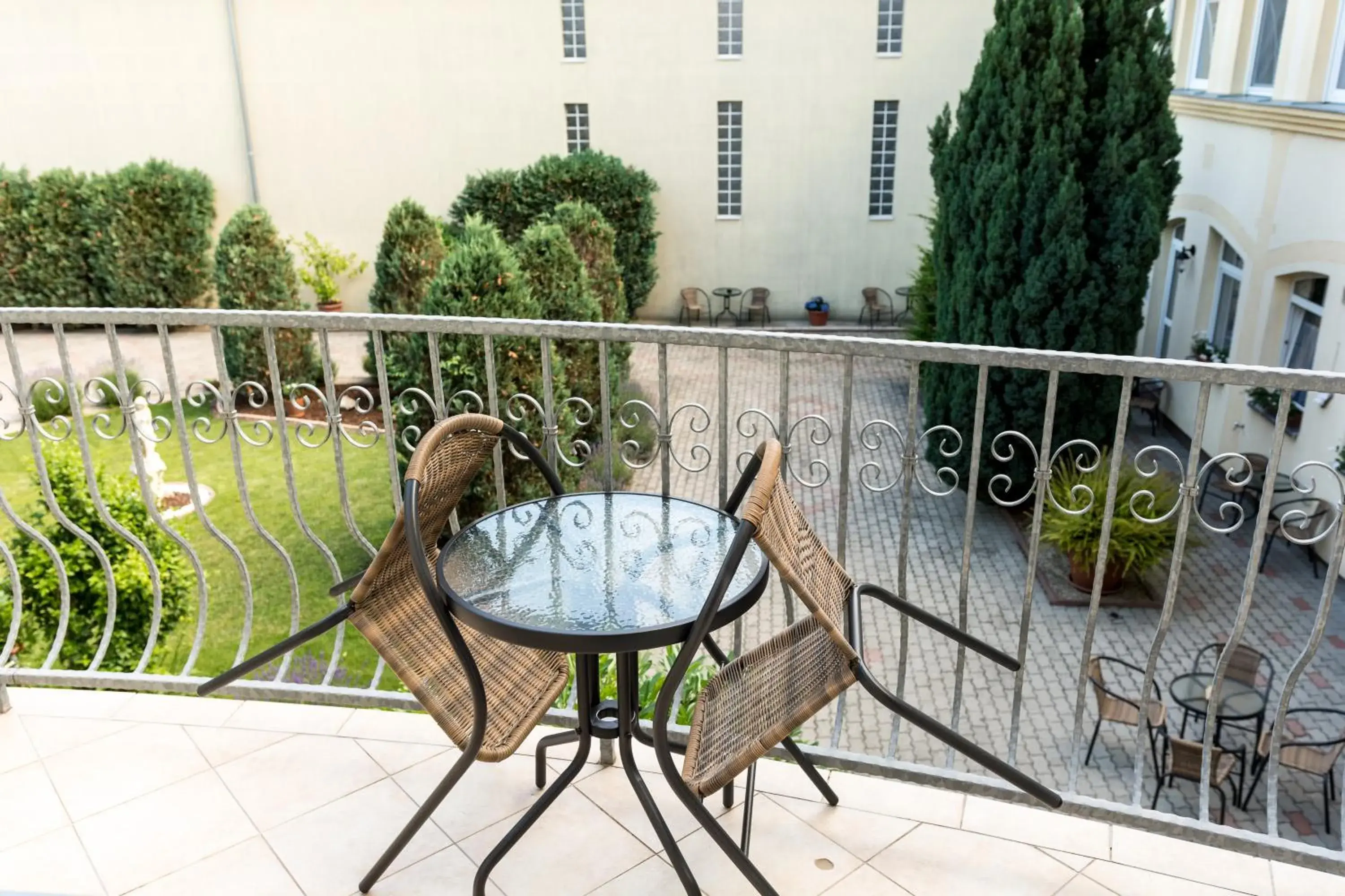 Double Room with Balcony in Hotel Harka Double Room with Balcony in Hotel Harka