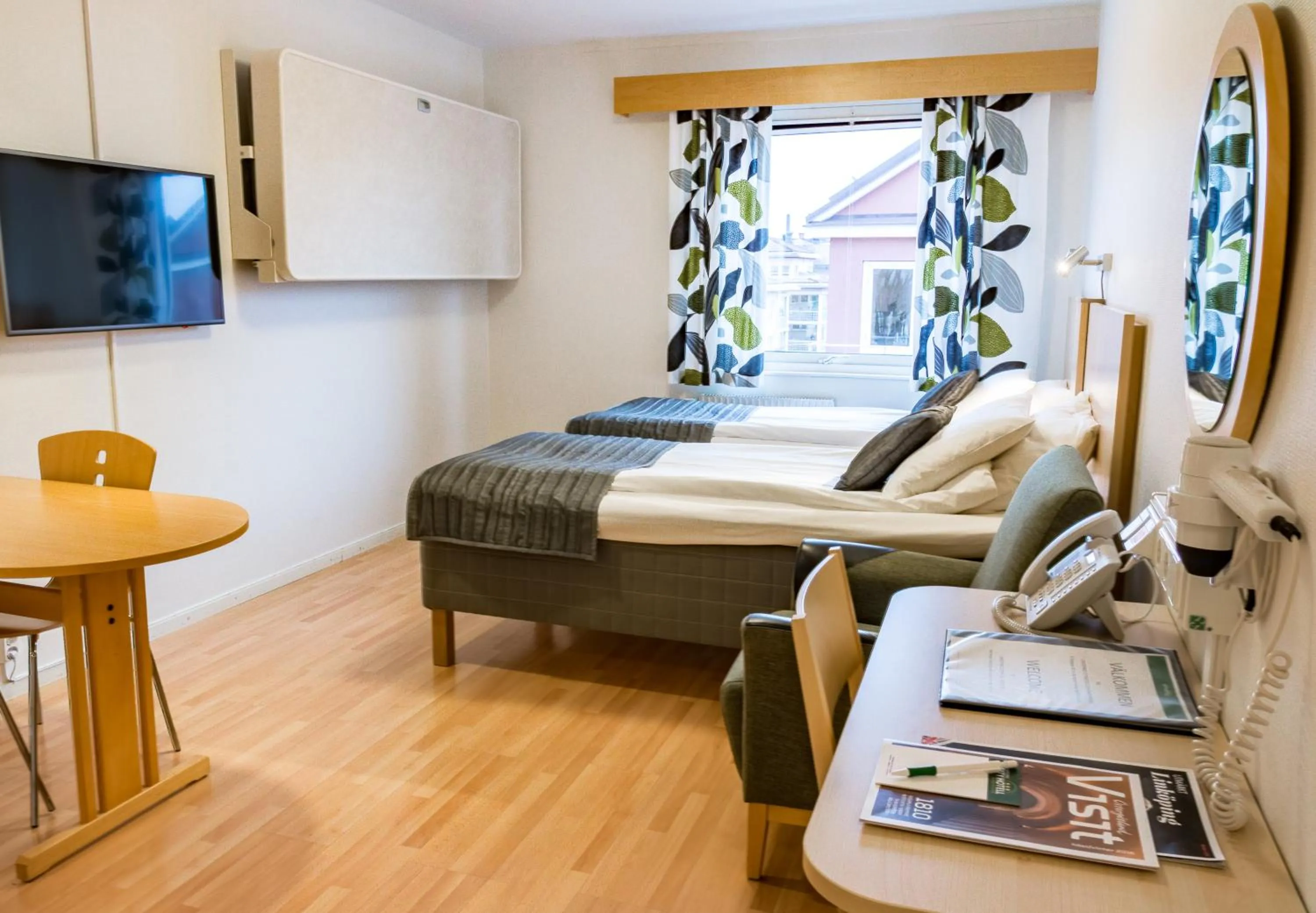 Photo of the whole room, Bed in Linköpings Cityhotell och Vandrarhem