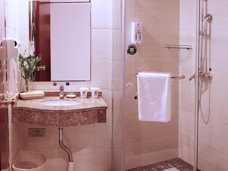 GreenTree Inn JiangSu WuXi JiangYin Xiagang Subdistrict Express Hotel