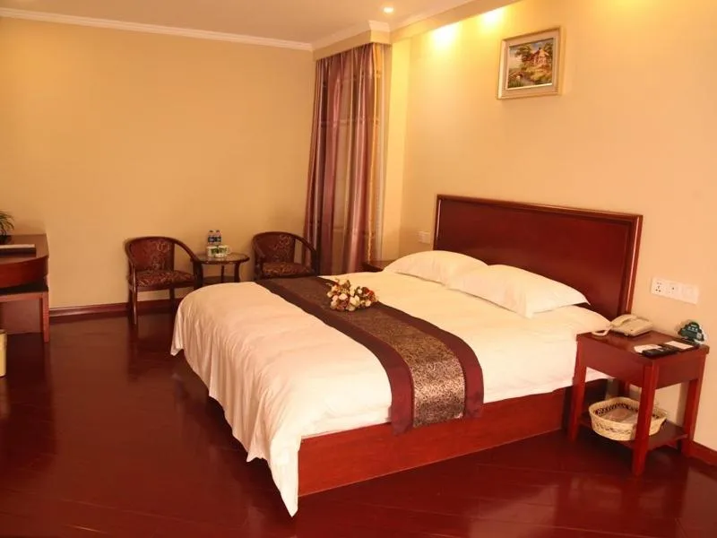 GreenTree Inn JiangSu WuXi JiangYin Xiagang Subdistrict Express Hotel