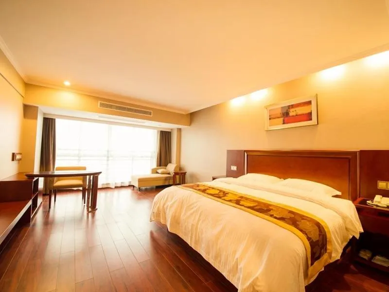 GreenTree Zhejiang Jiaxing Jiashan Renmin Road Business Hotel