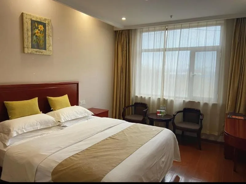 Bed in GreenTree Inn ShanDong Linxi Pingyi Mengyang Road Express Hotel