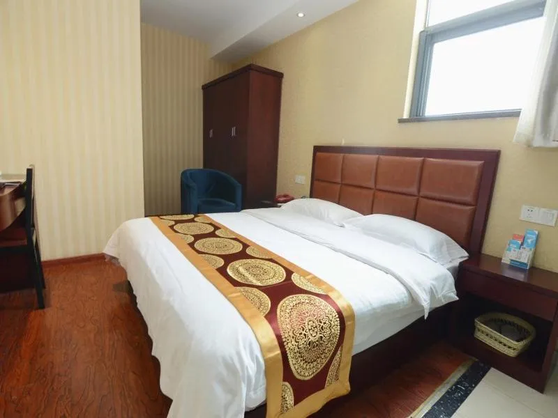 Bed in GreenTree Inn Hefei Fanhua Avenue Decision Building Anhui University Business Hotel