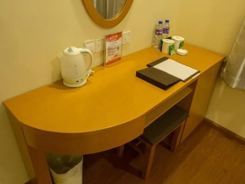 GreenTree HeBei TangShan Nanhu Lake Express Hotel