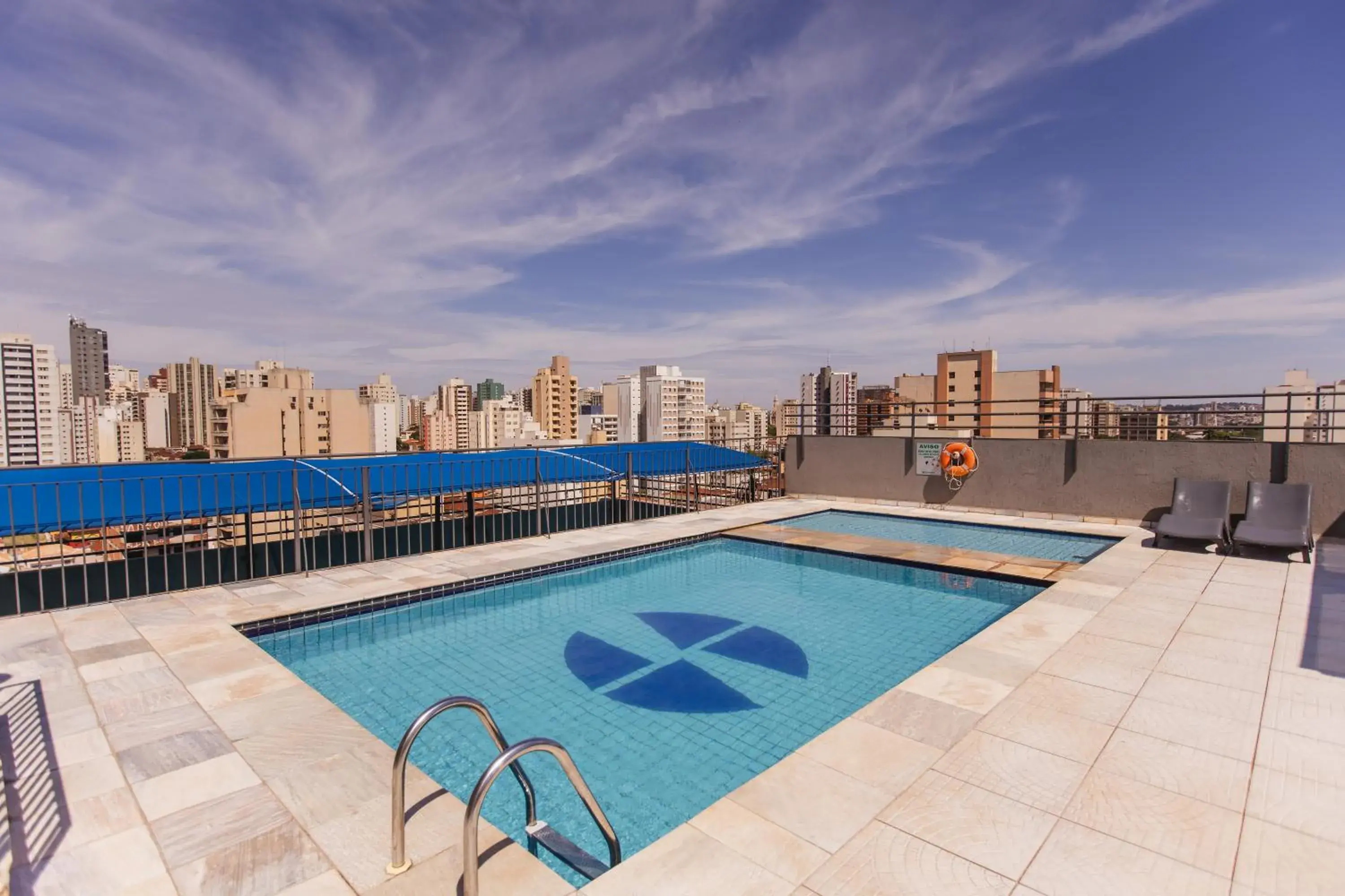 Pool view in Hotel Nacional Inn Ribeirão Preto Pool view in Hotel Nacional Inn Ribeirão Preto