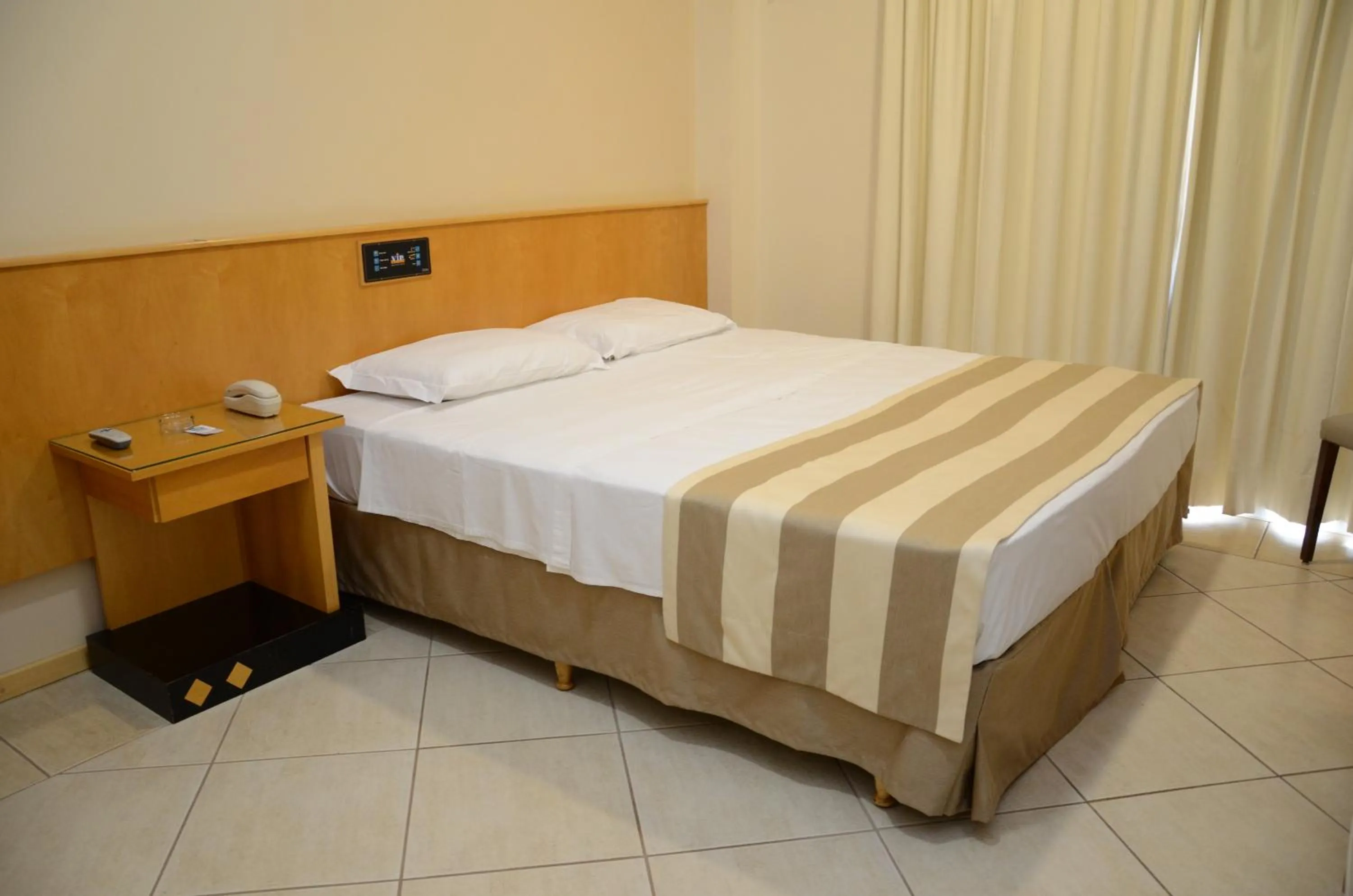 Bedroom, Bed in Vip Hotel