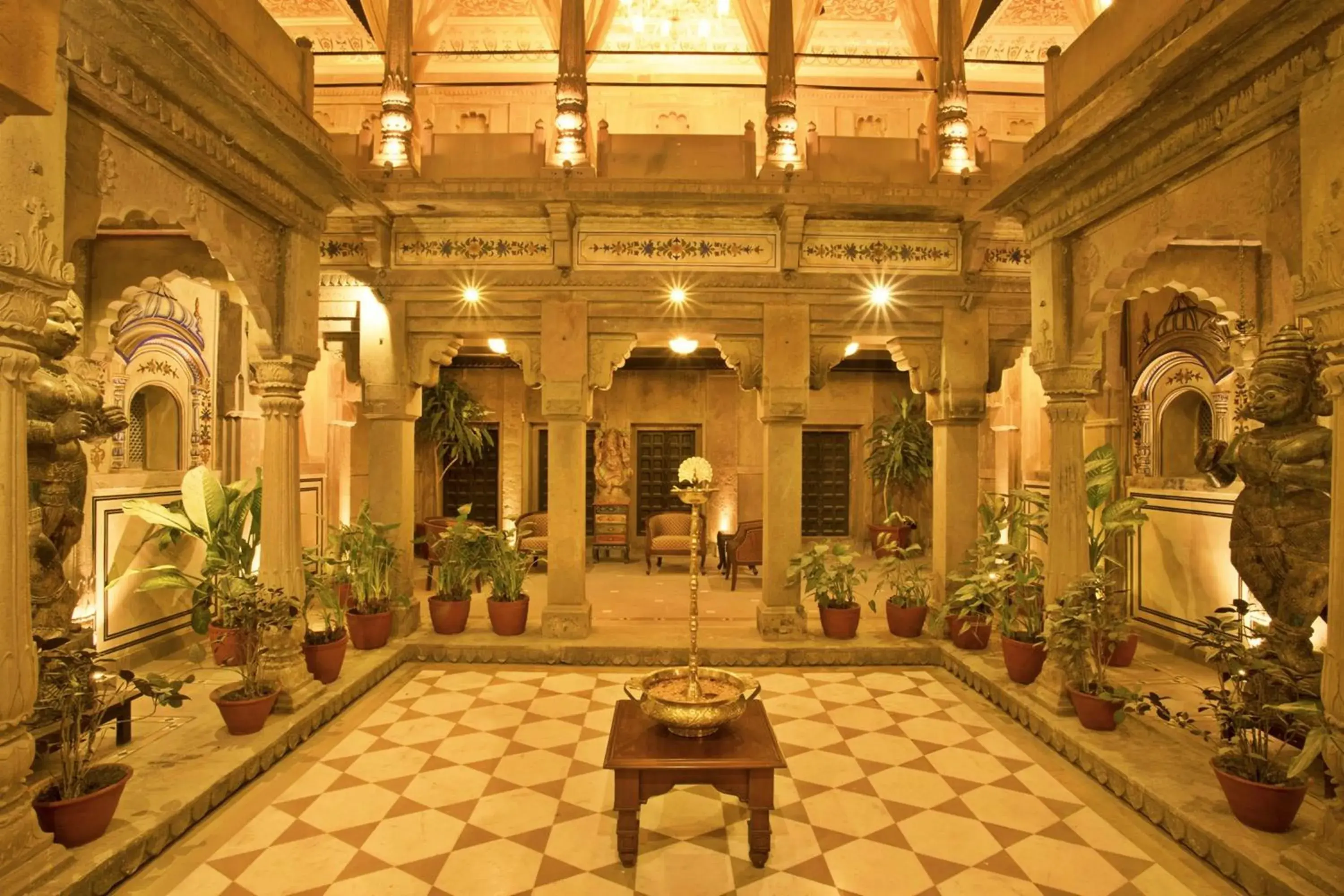 Lobby or reception in BrijRama Palace, Varanasi - By the Ganges Lobby or reception in BrijRama Palace, Varanasi - By the Ganges