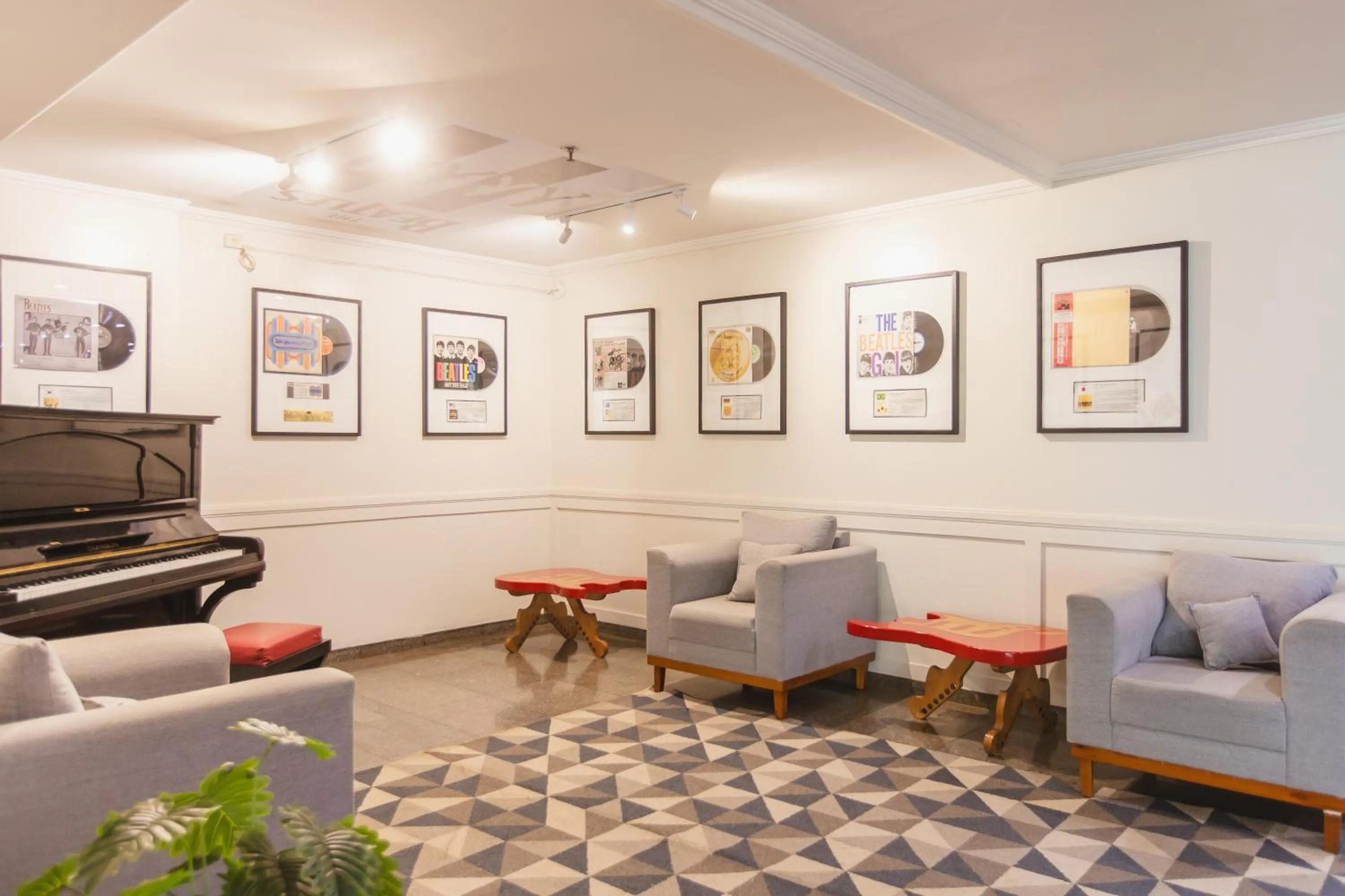 Living room in Hotel Vilage Inn Ribeirão Preto & Convenções by Nacional Inn