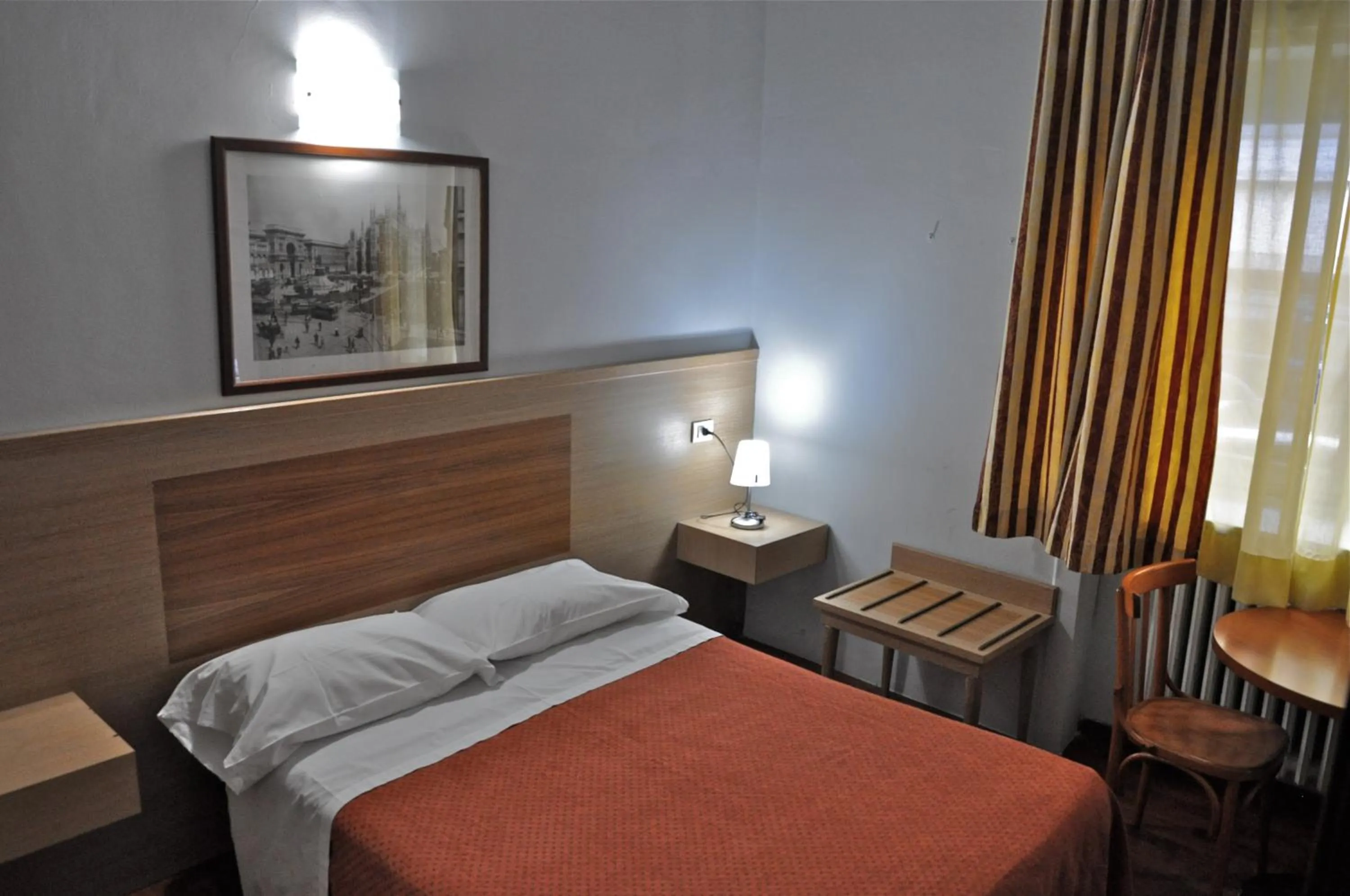 Photo of the whole room, Bed in Hotel Dover