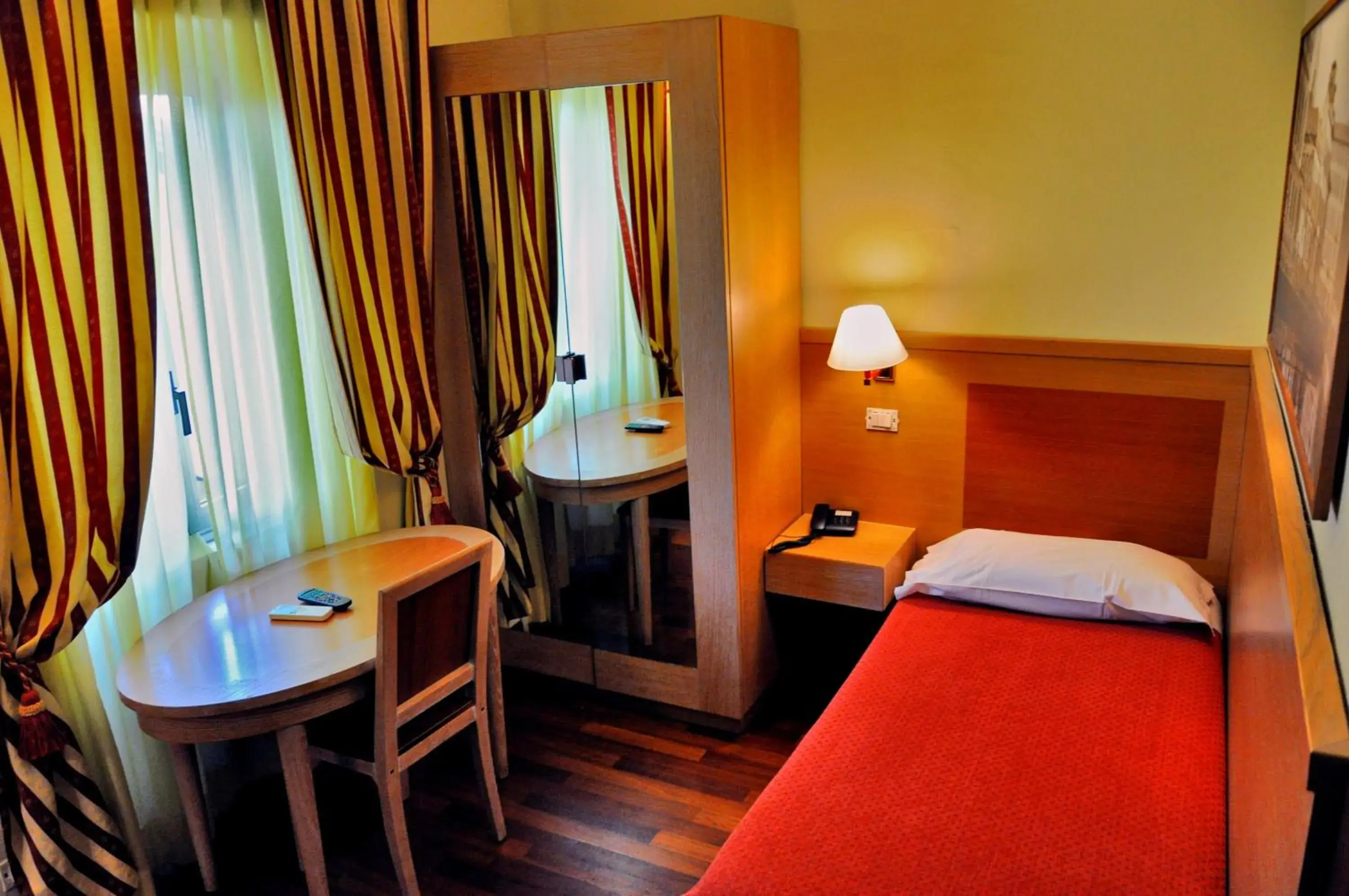 Bedroom, Bed in Hotel Rio Bedroom, Bed in Hotel Rio