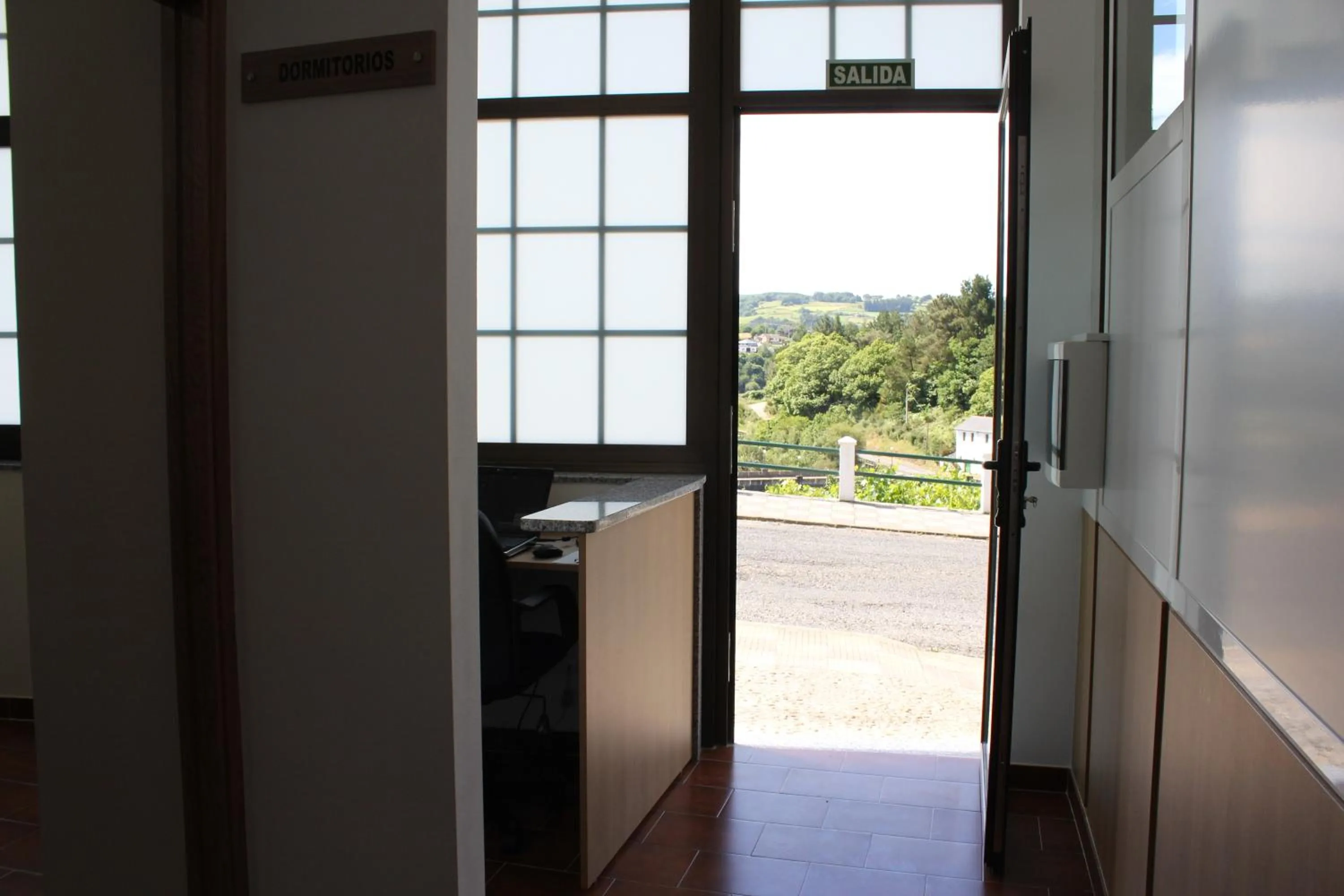 Lobby or reception in Albergue Folgueira