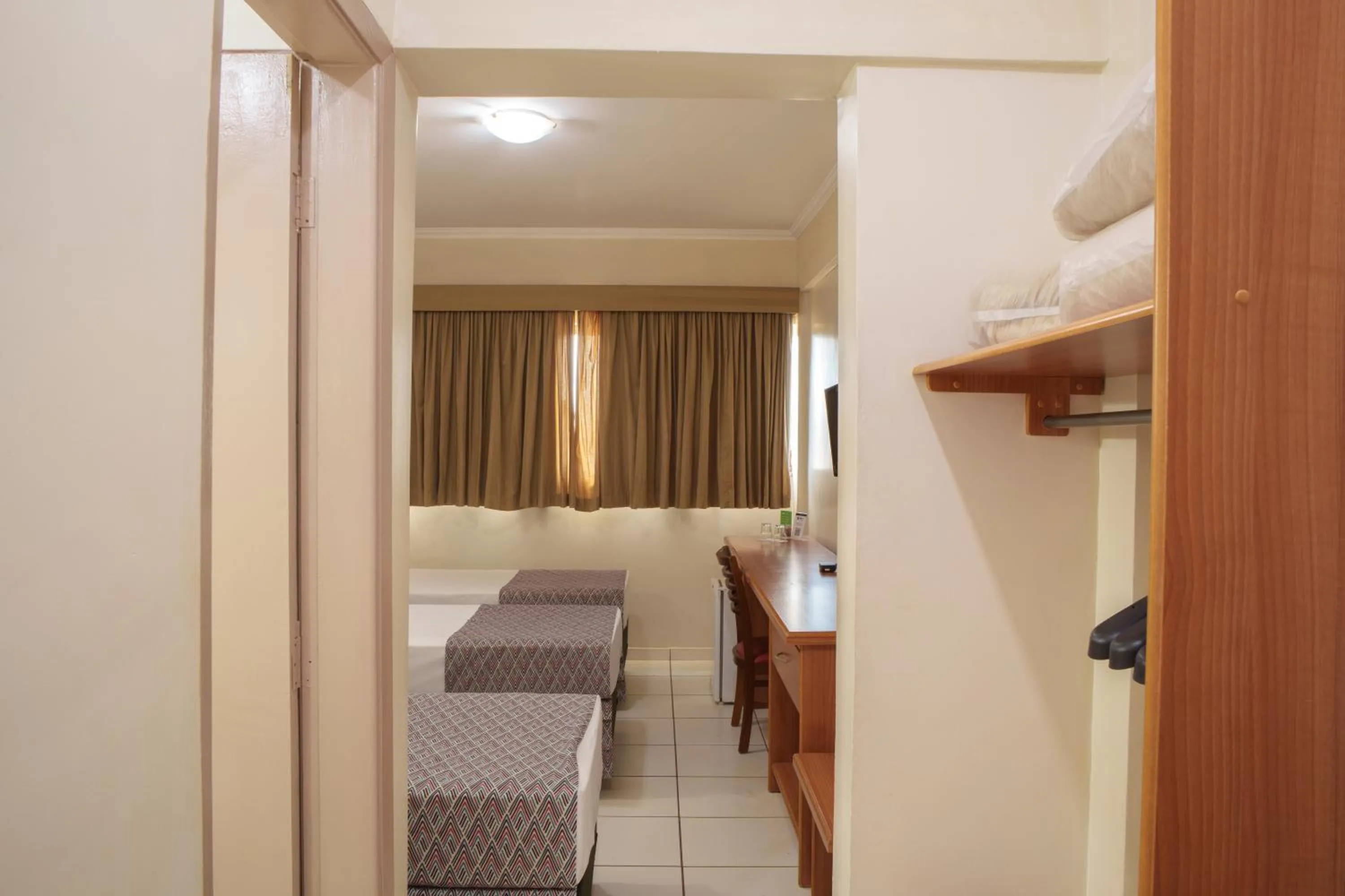 Bedroom, Bed in Hotel Dan Inn Express Ribeirão Preto By Nacional Inn