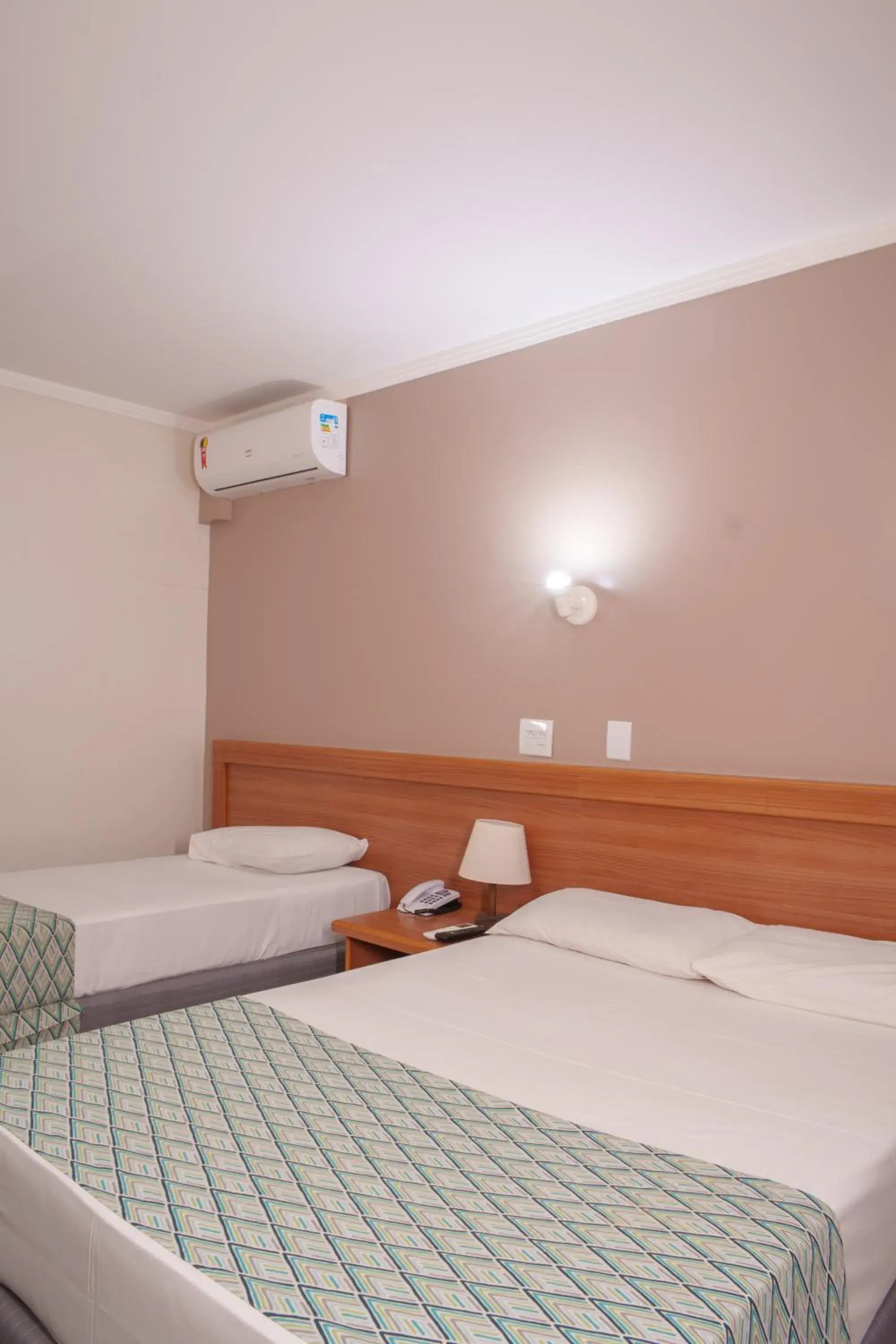 Bedroom, Bed in Hotel Dan Inn Express Ribeirão Preto By Nacional Inn Bedroom, Bed in Hotel Dan Inn Express Ribeirão Preto By Nacional Inn