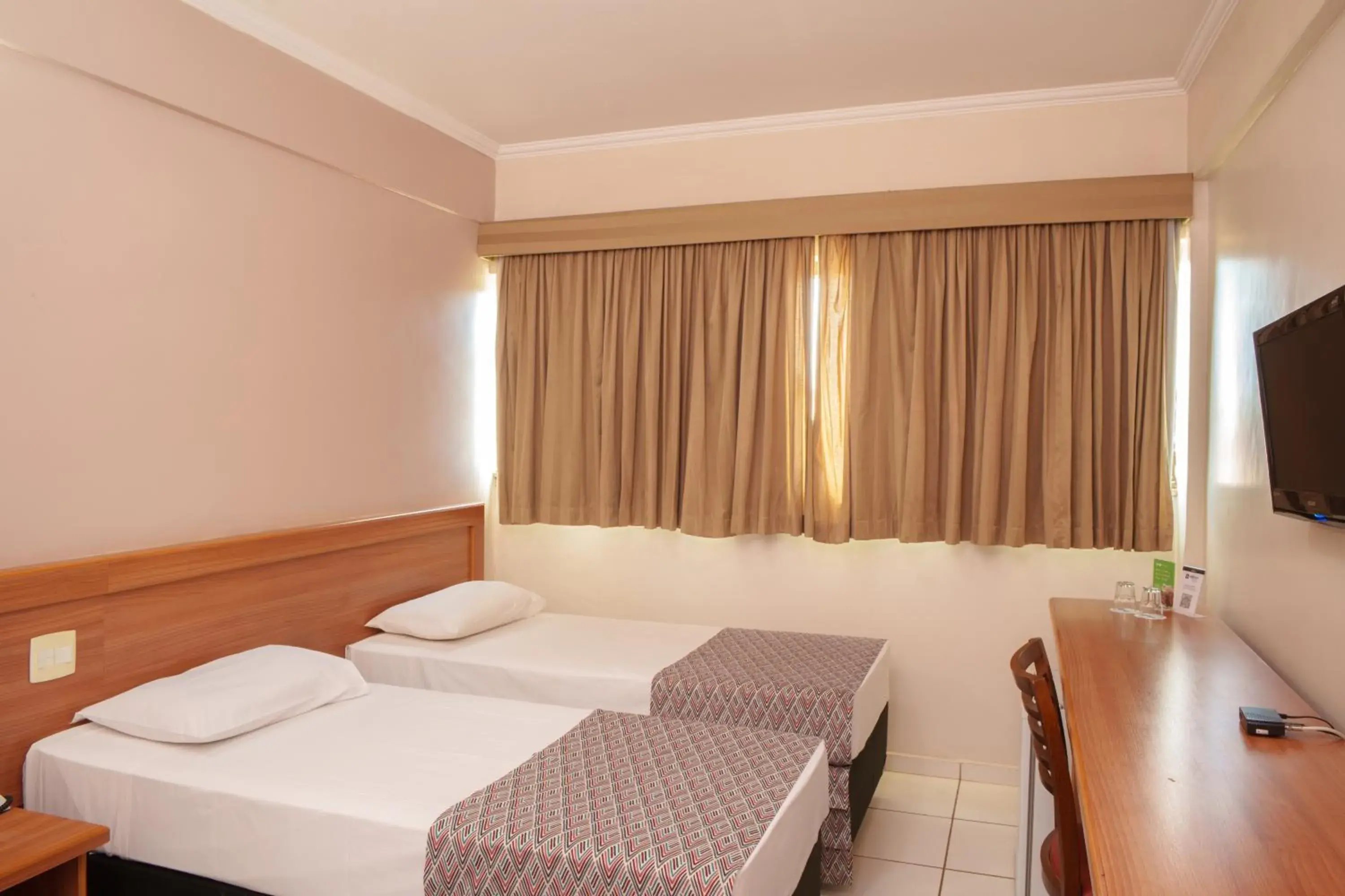 Bedroom, Bed in Hotel Dan Inn Express Ribeirão Preto By Nacional Inn Bedroom, Bed in Hotel Dan Inn Express Ribeirão Preto By Nacional Inn