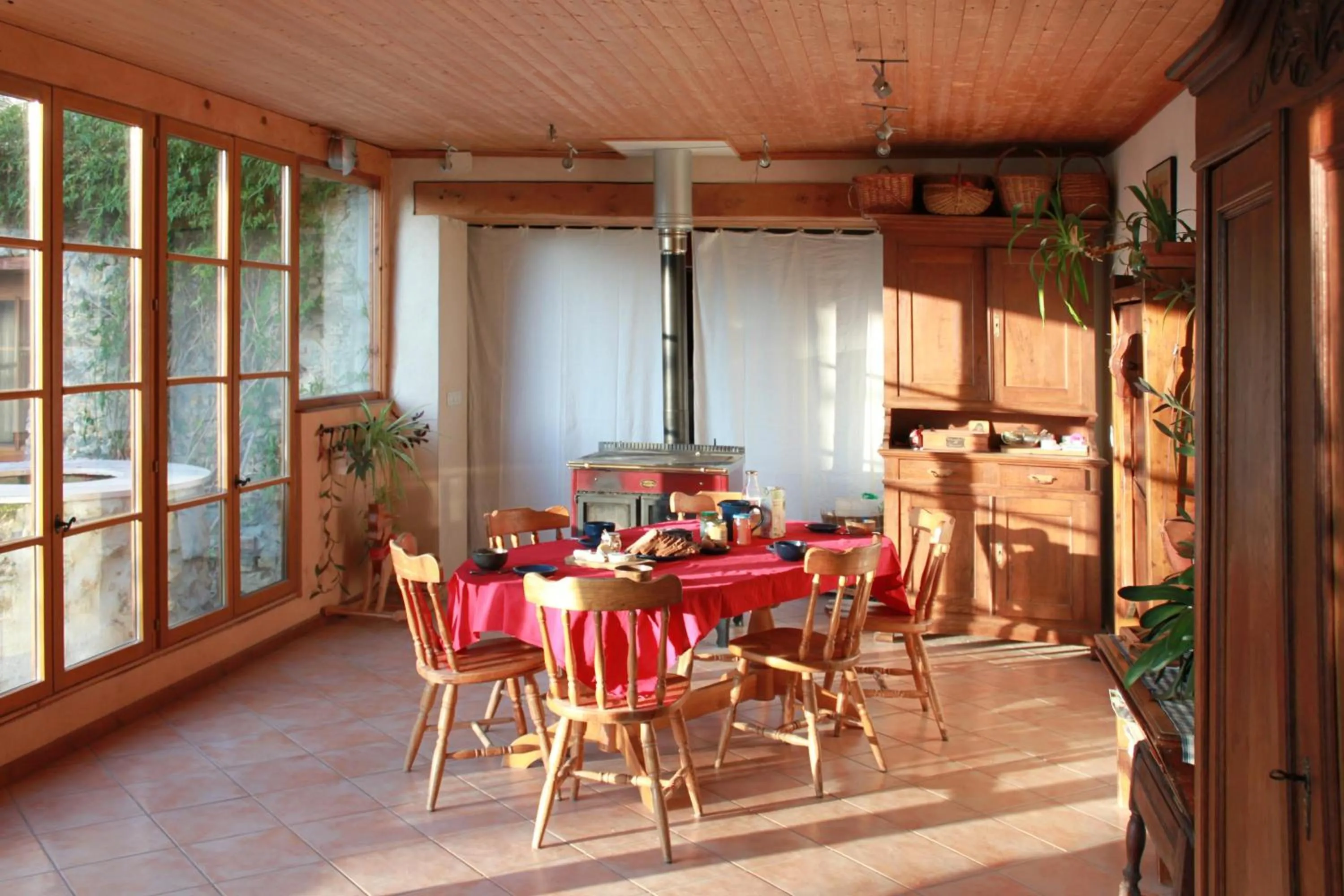 Banquet/Function facilities in VALRELEY, chambres et table d'hôtes eco-friendly avec bain nordique au sud du massif du Jura
