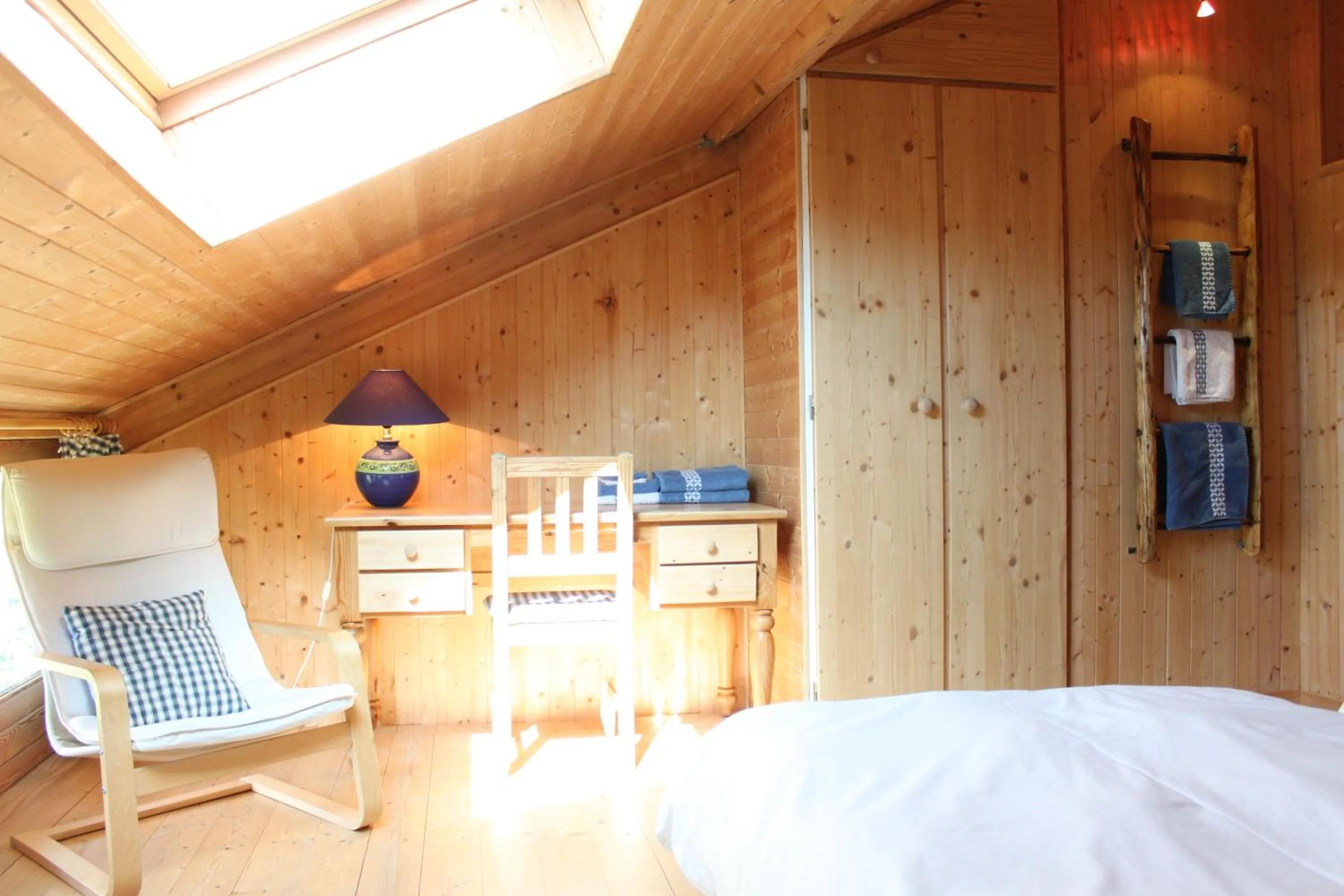 Bedroom, Bed in VALRELEY, chambres et table d'hôtes eco-friendly avec bain nordique au sud du massif du Jura