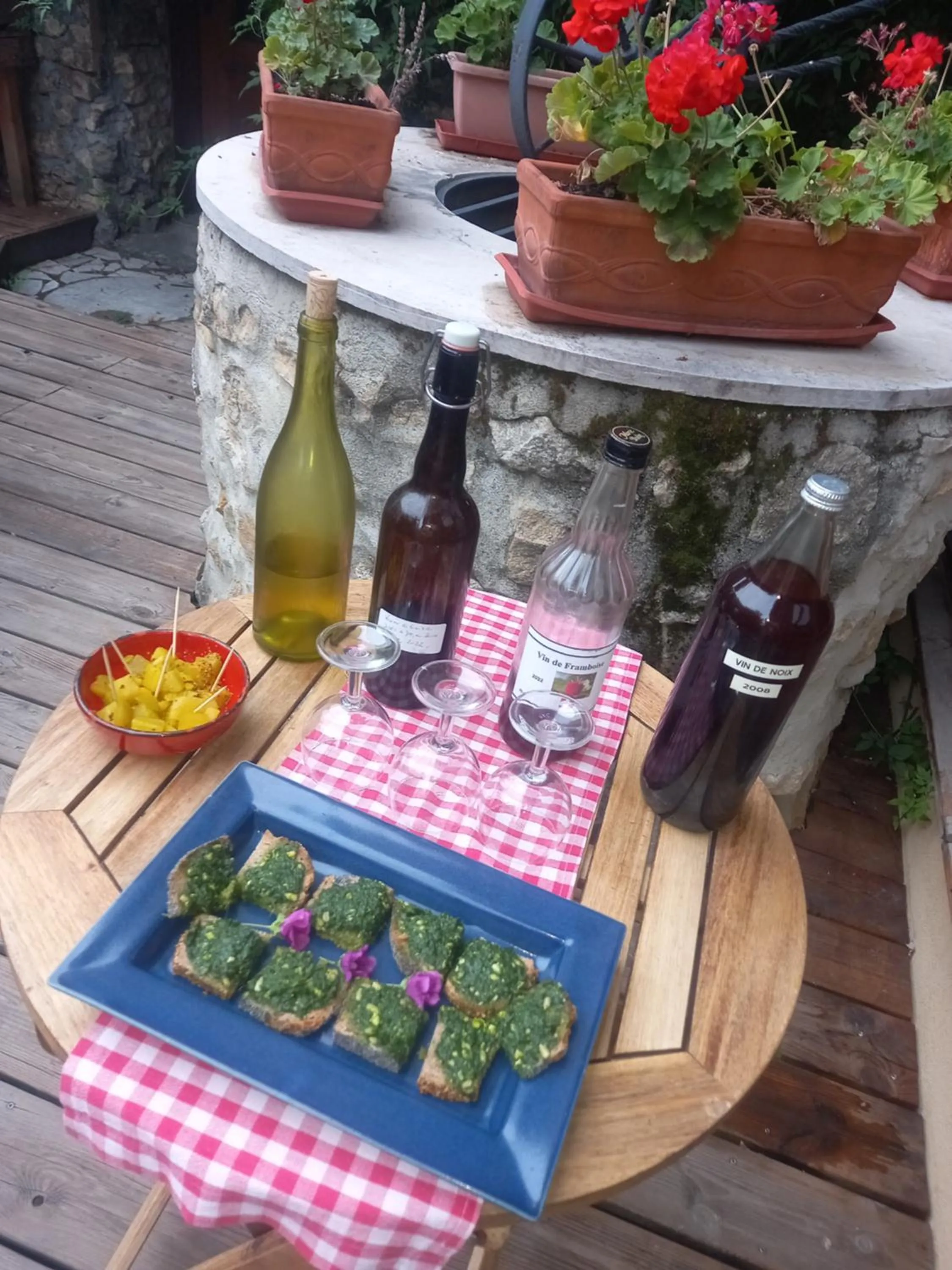 VALRELEY, chambres et table d'hôtes eco-friendly avec bain nordique au sud du massif du Jura