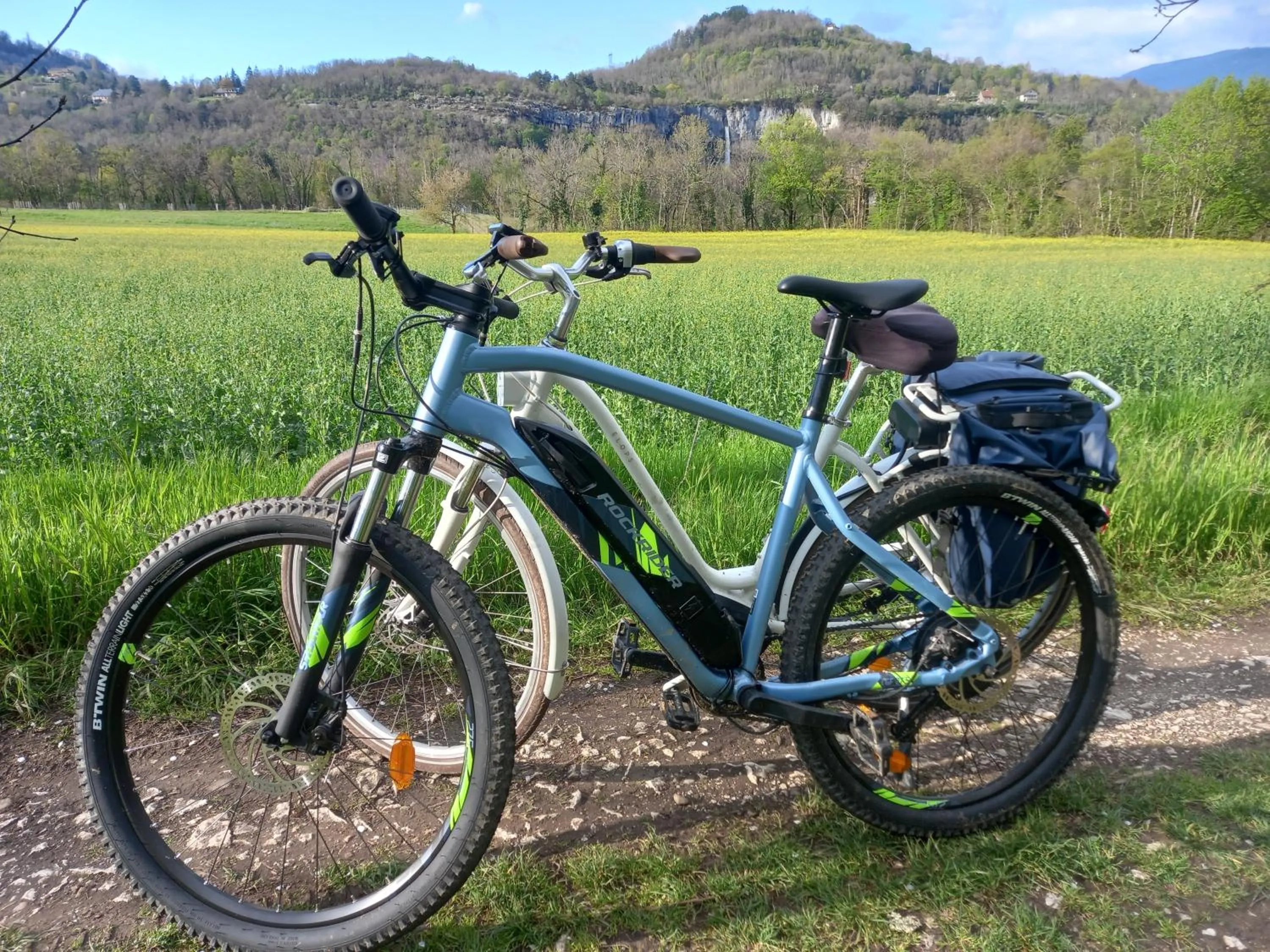 Cycling in VALRELEY, chambres et table d'hôtes eco-friendly avec bain nordique au sud du massif du Jura