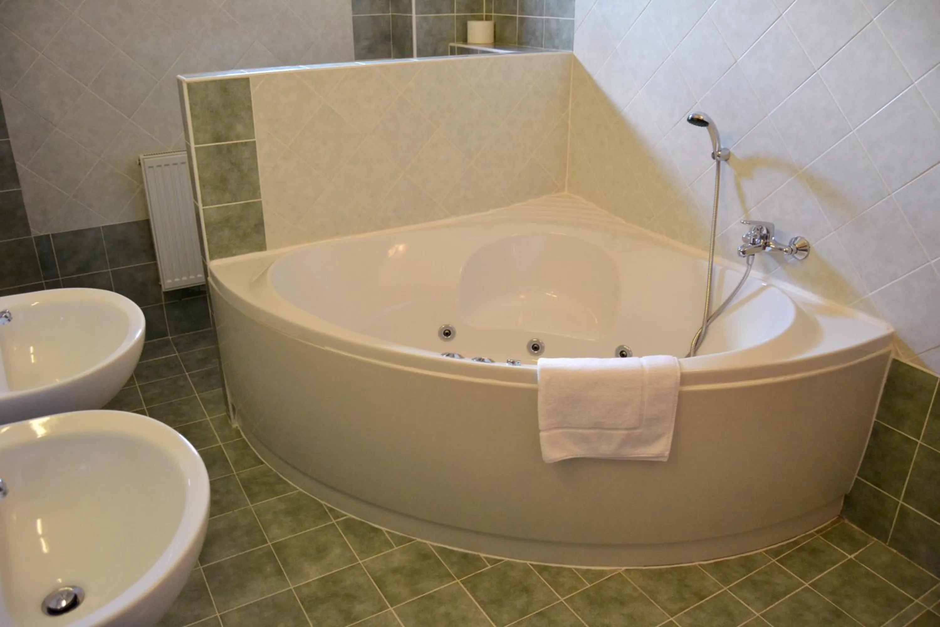 Bathroom in Hotel Plaza