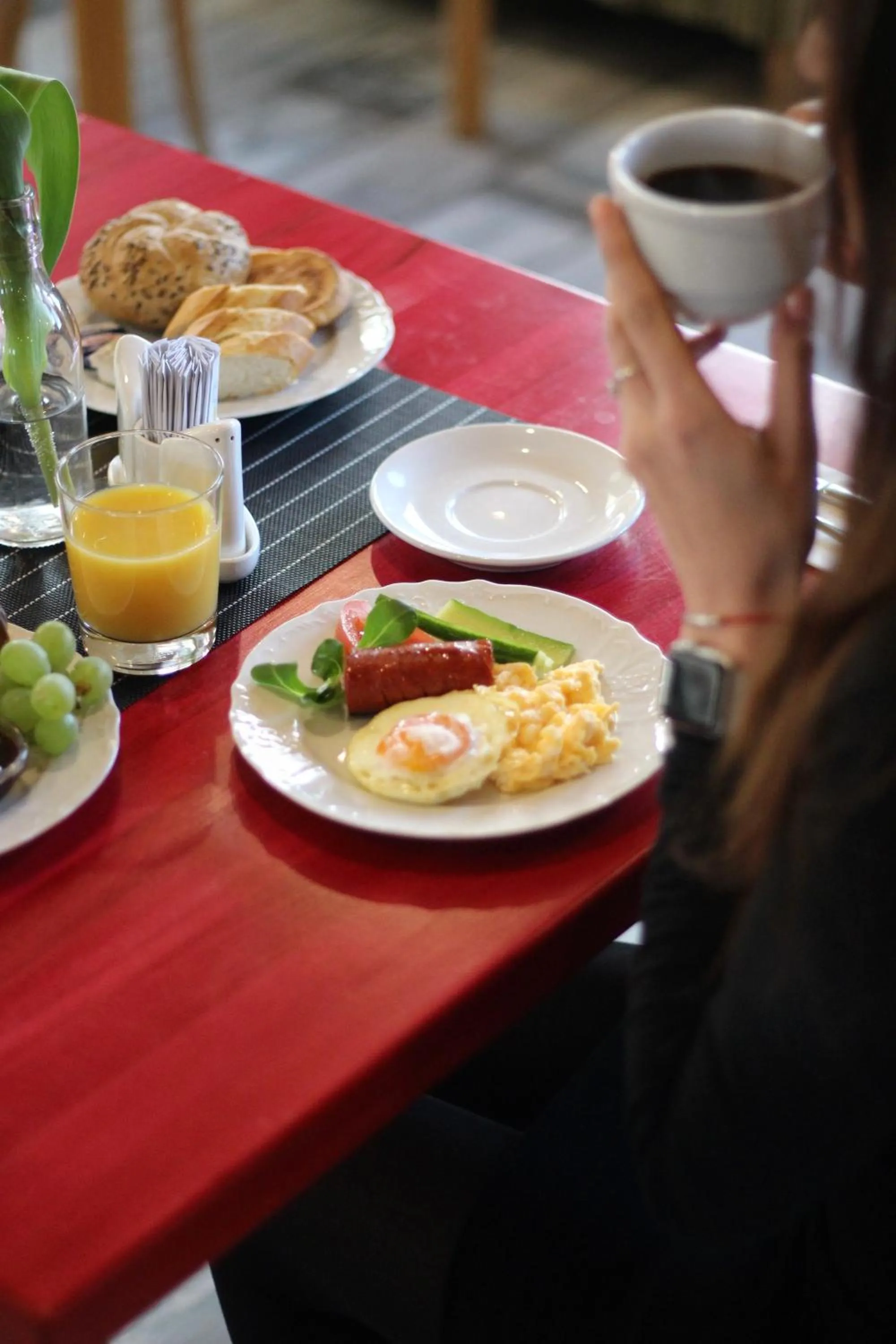 Food and drinks in Hotel Plaza