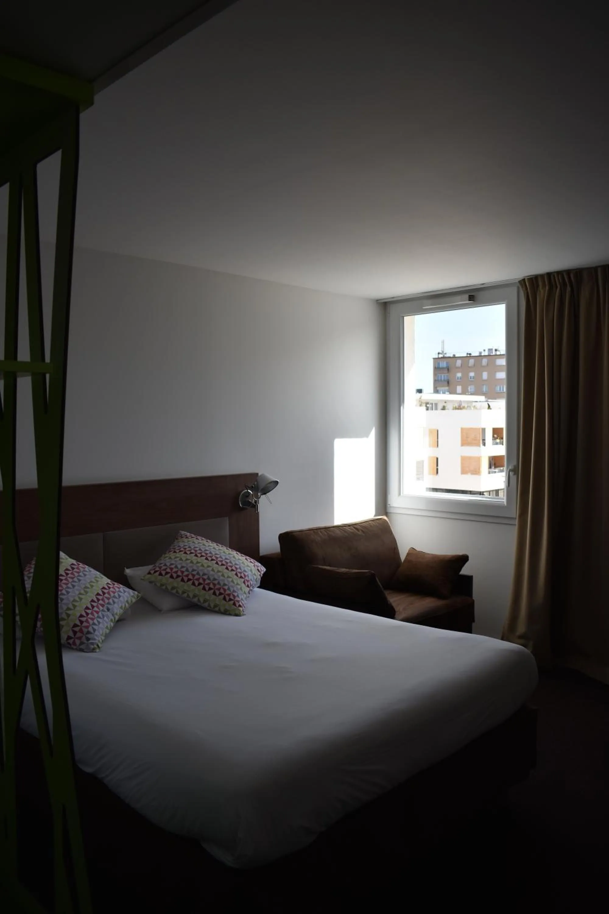 View (from property/room), Bed in Campanile Ales Centre - Cévennes