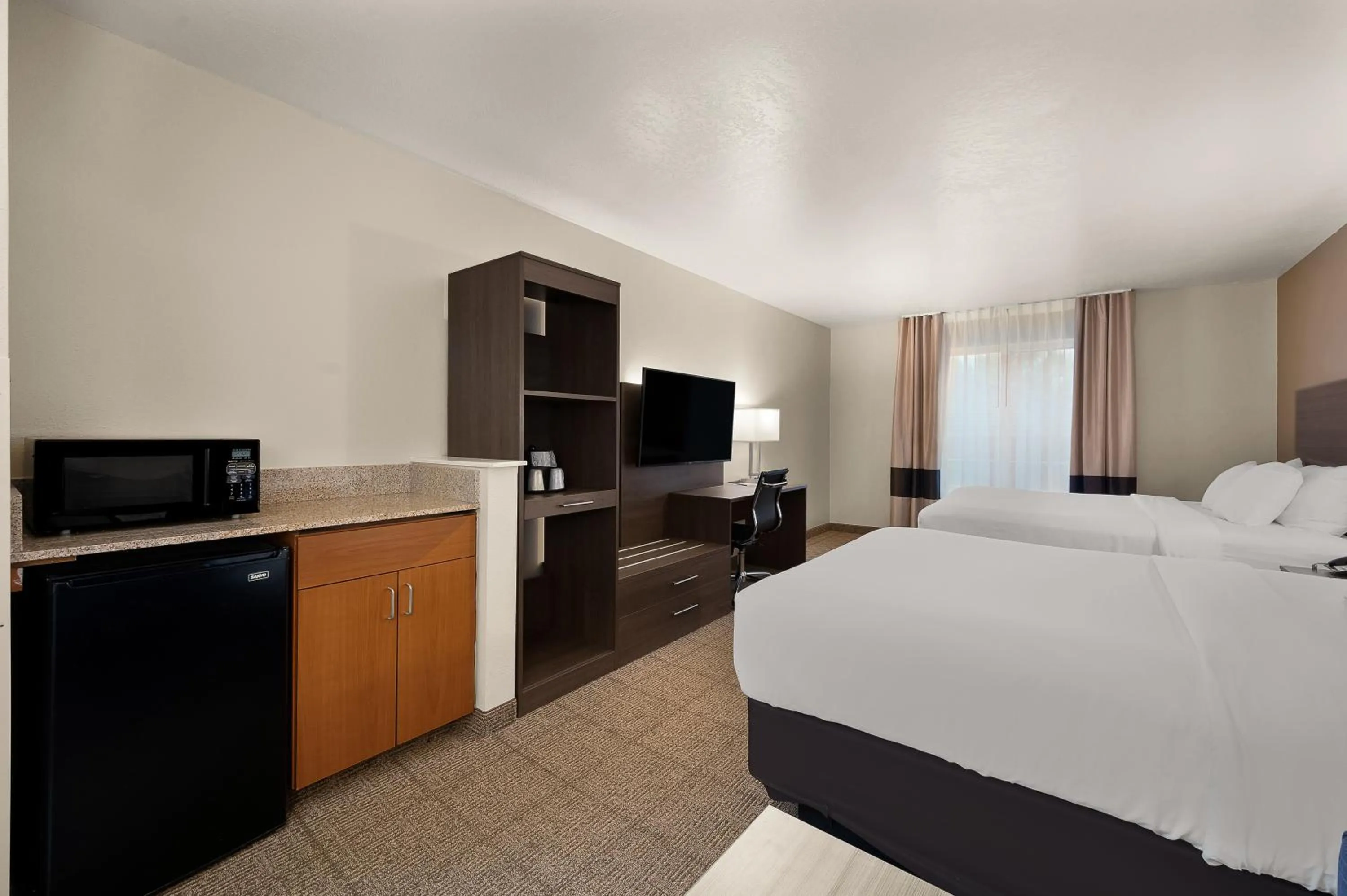 Bedroom, Bed in Comfort Inn & Suites