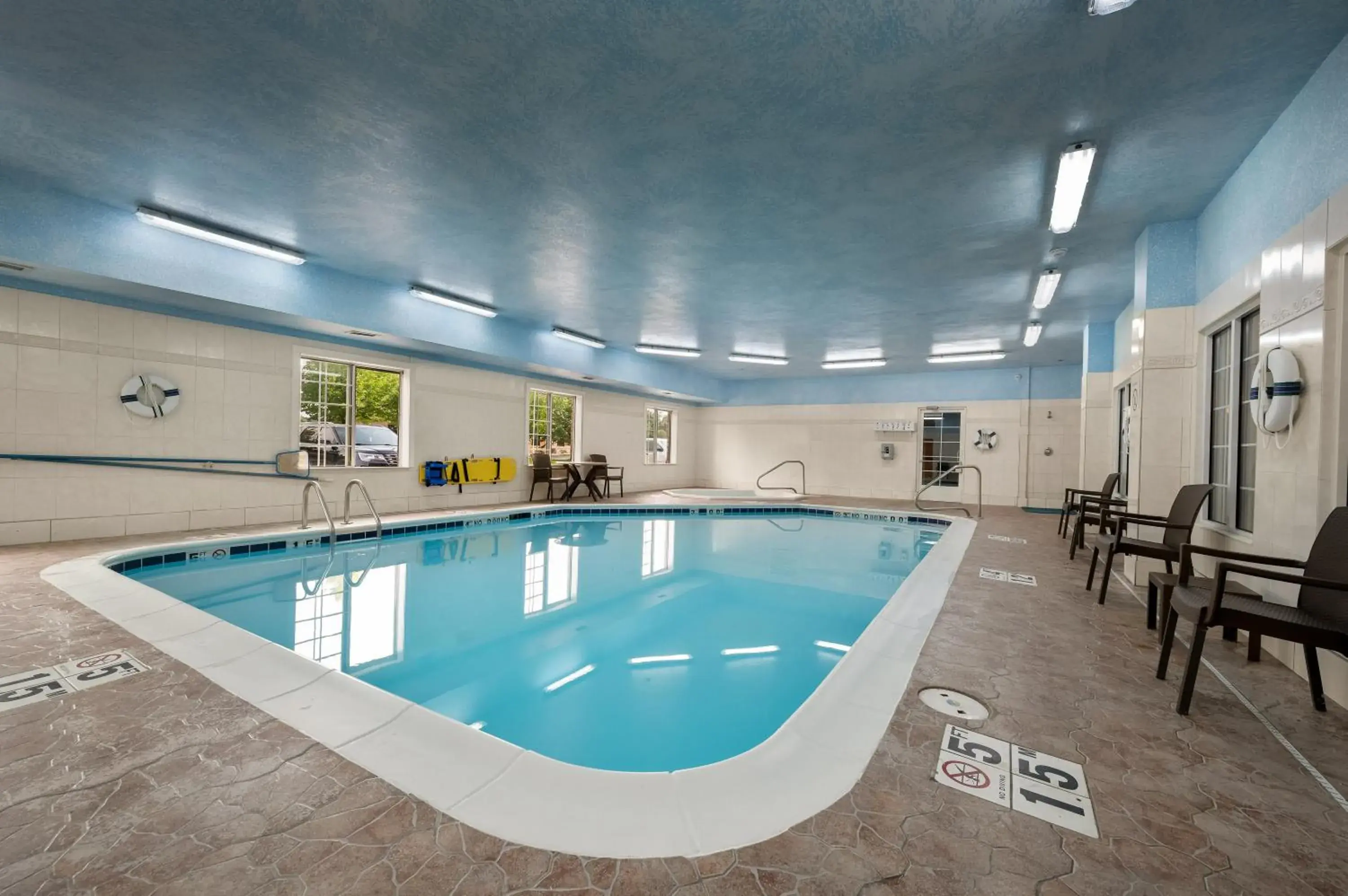 Comfort Inn & Suites Fenton Comfort Inn & Suites Fenton