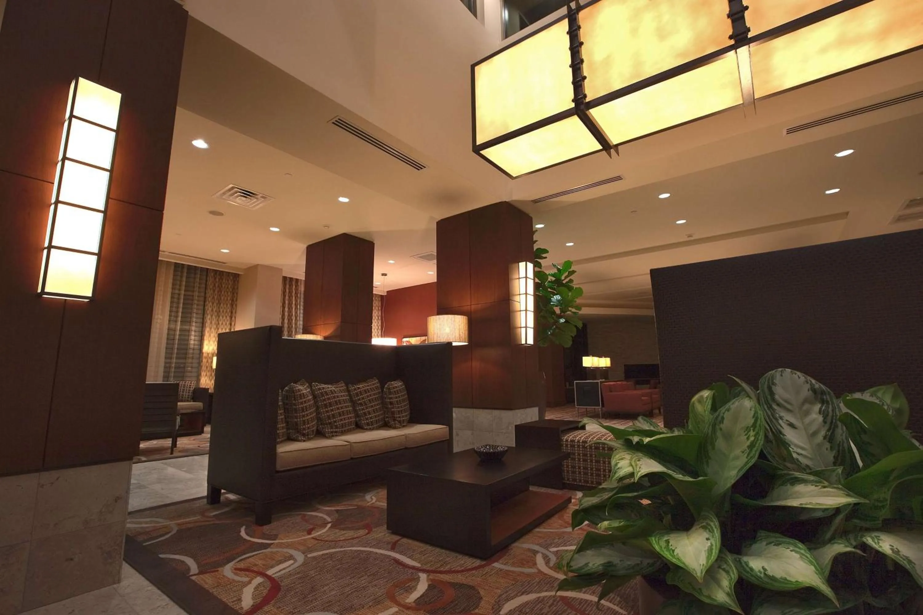 Lobby or reception in Embassy Suites Palmdale