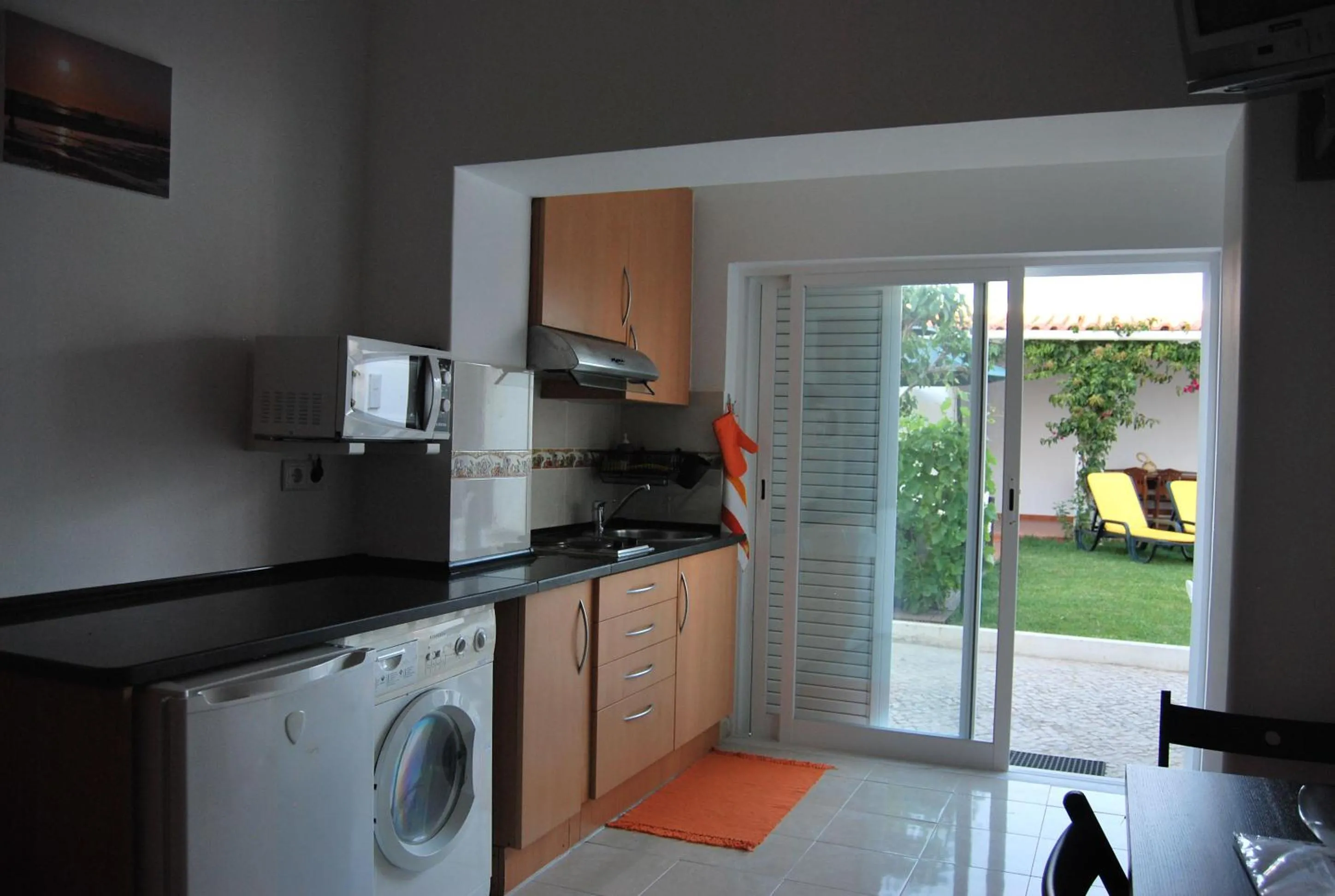 Photo of the whole room in Apartamentos Costa