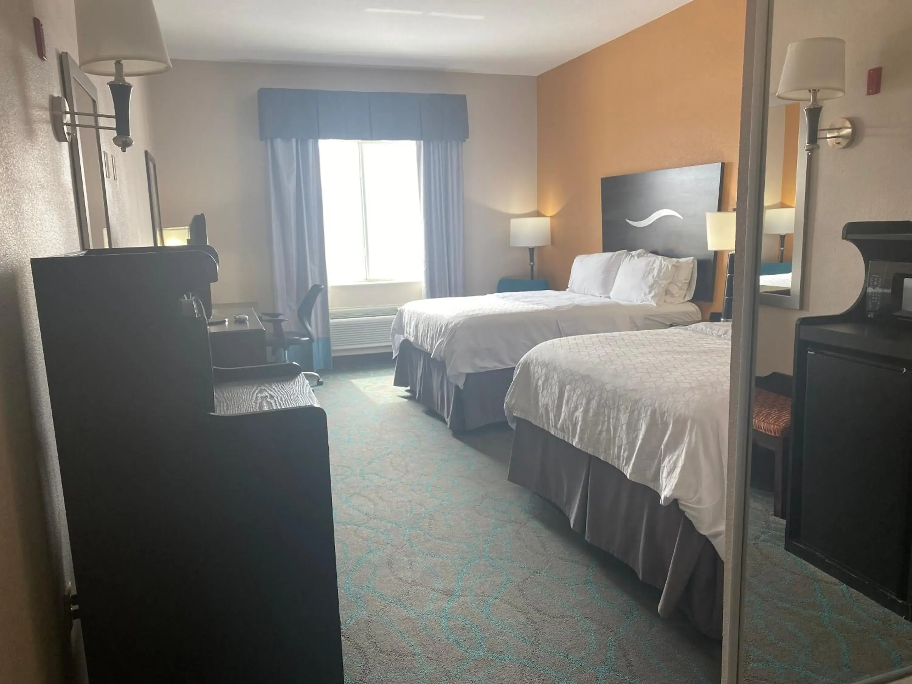 Photo of the whole room in Holiday Inn Express Hotel and Suites Fort Stockton by IHG Photo of the whole room in Holiday Inn Express Hotel and Suites Fort Stockton by IHG