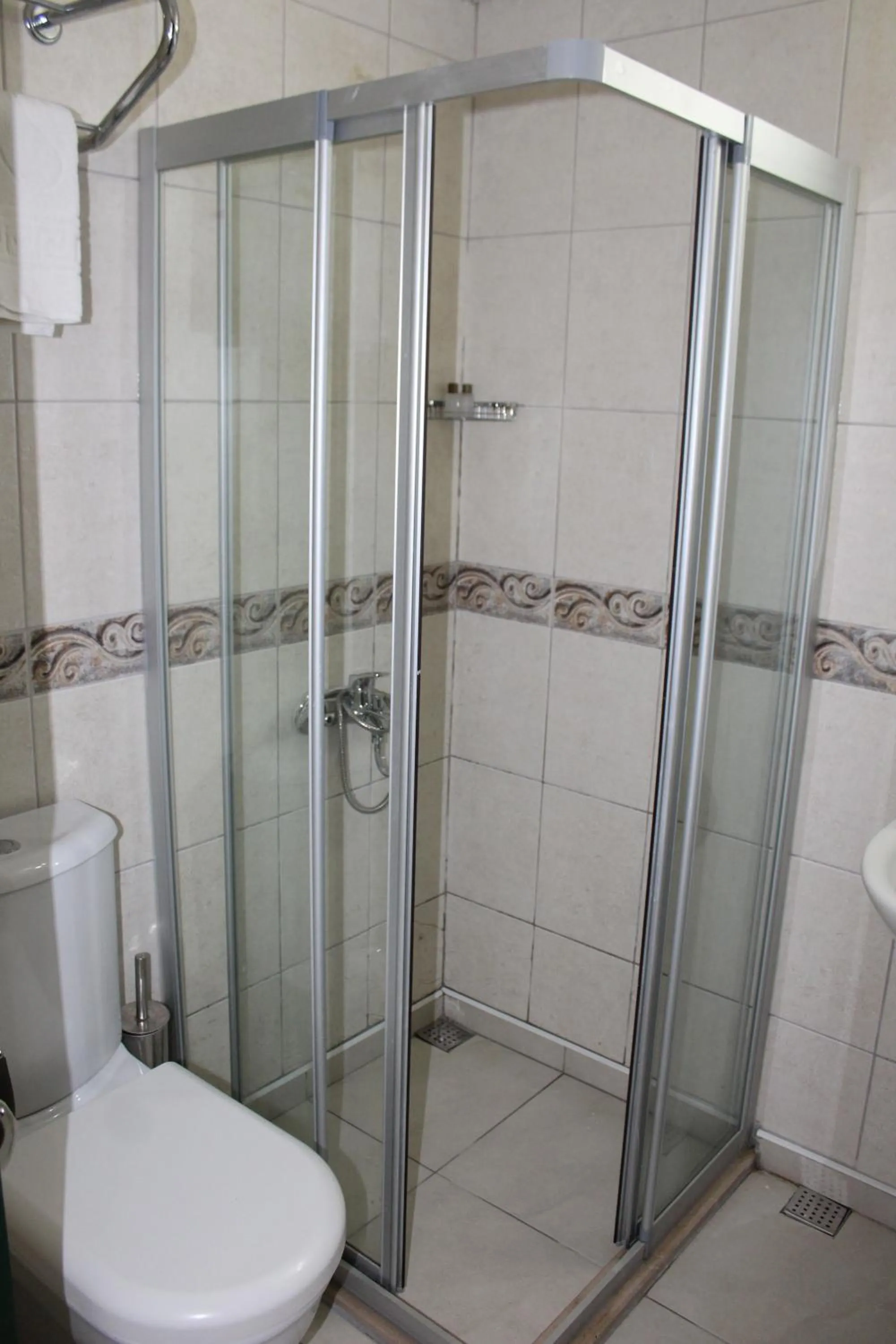 Shower in Avlu Hotel