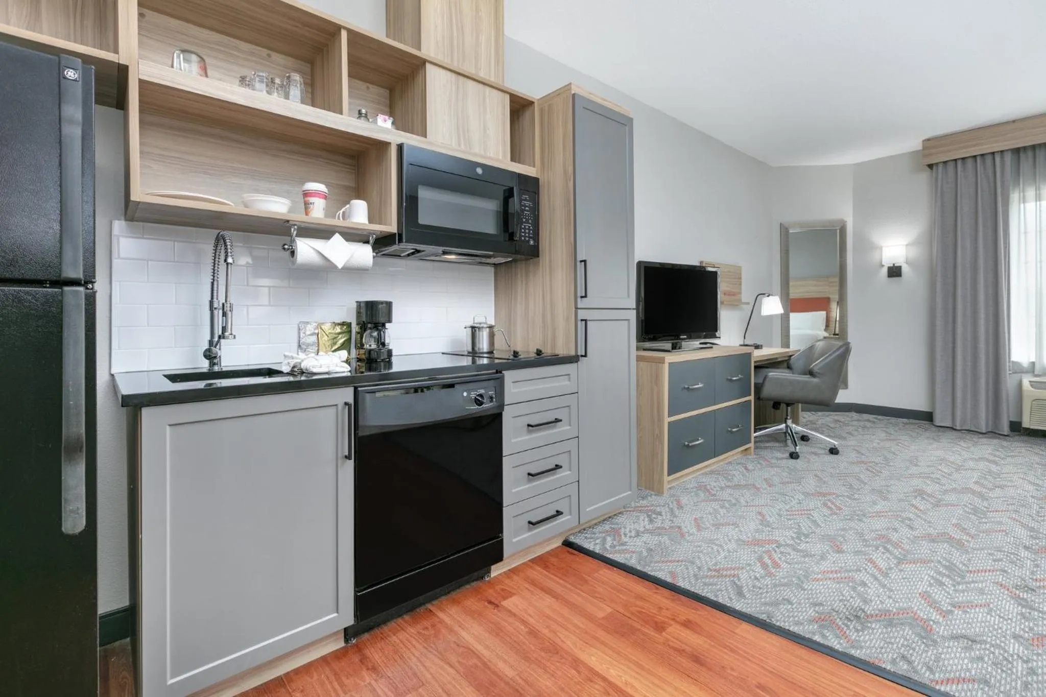 Photo of the whole room in Candlewood Suites Houston I-10 East by IHG